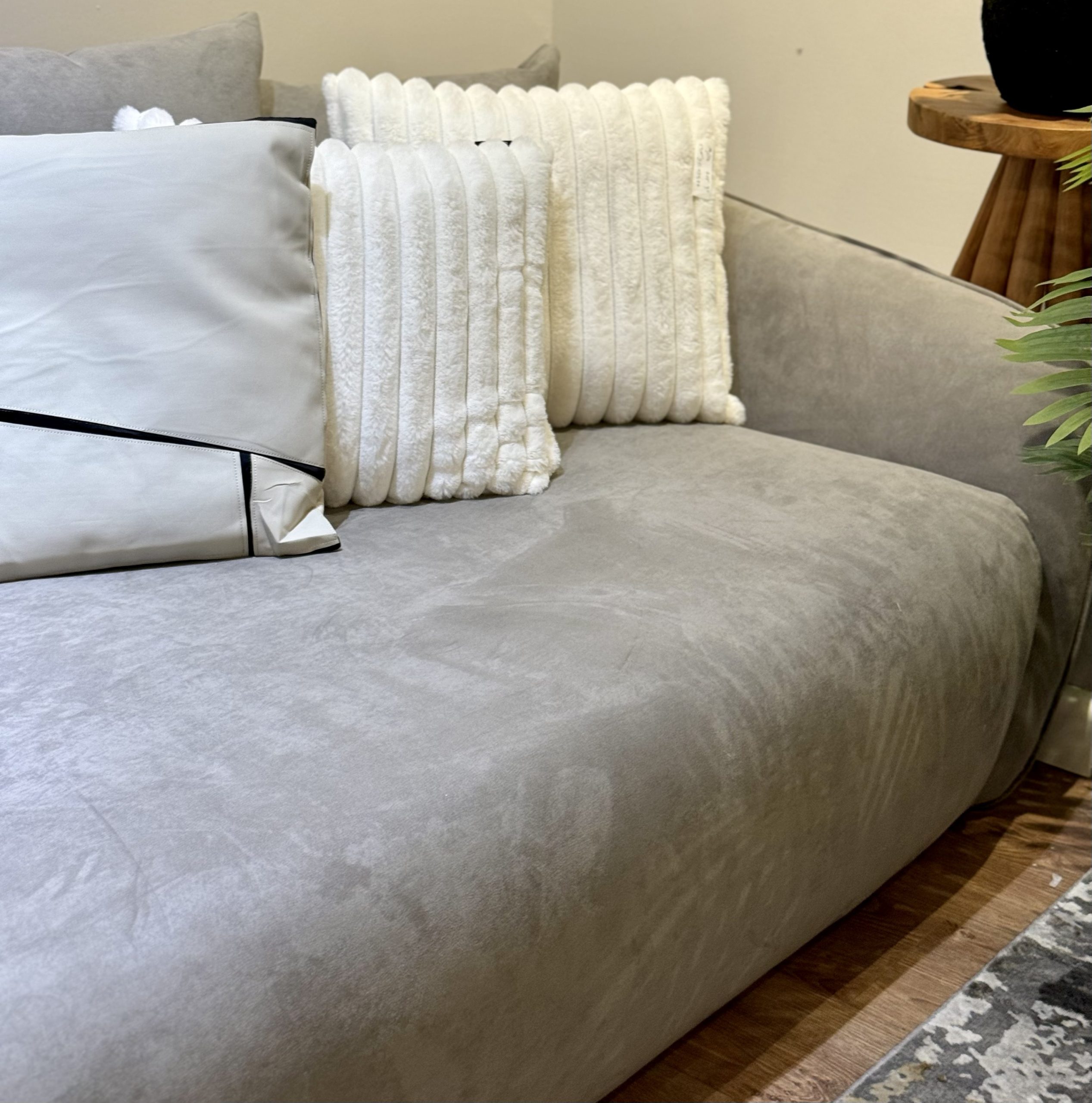 ספה מודרנית דגם קרולינה ספה מודרנית דגם קרולינה