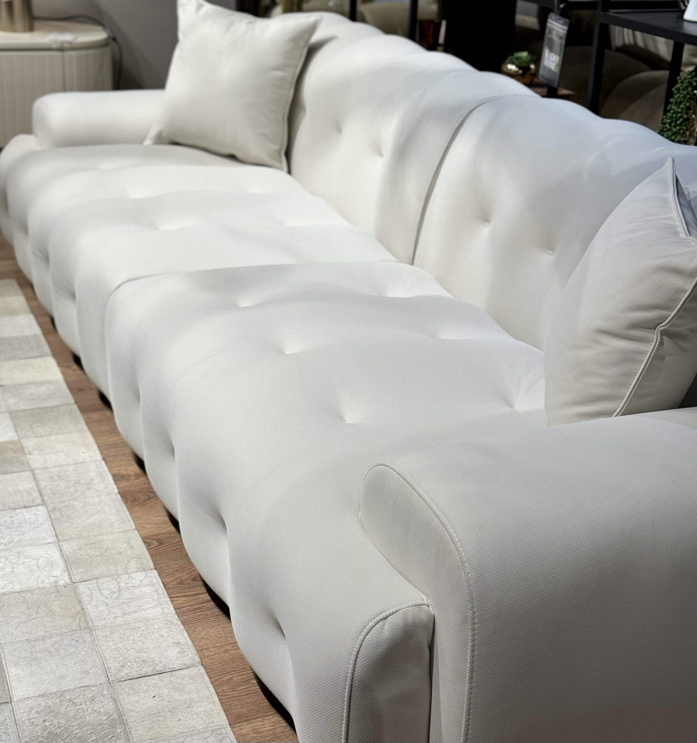 ספה מעוצבת דגם לובי ספה מעוצבת דגם לובי