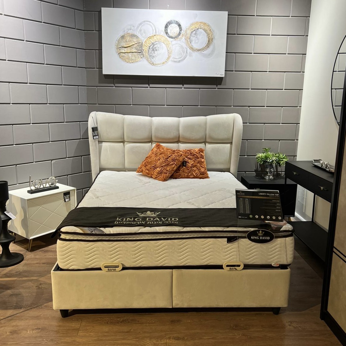 מיטה דגם בוסטון