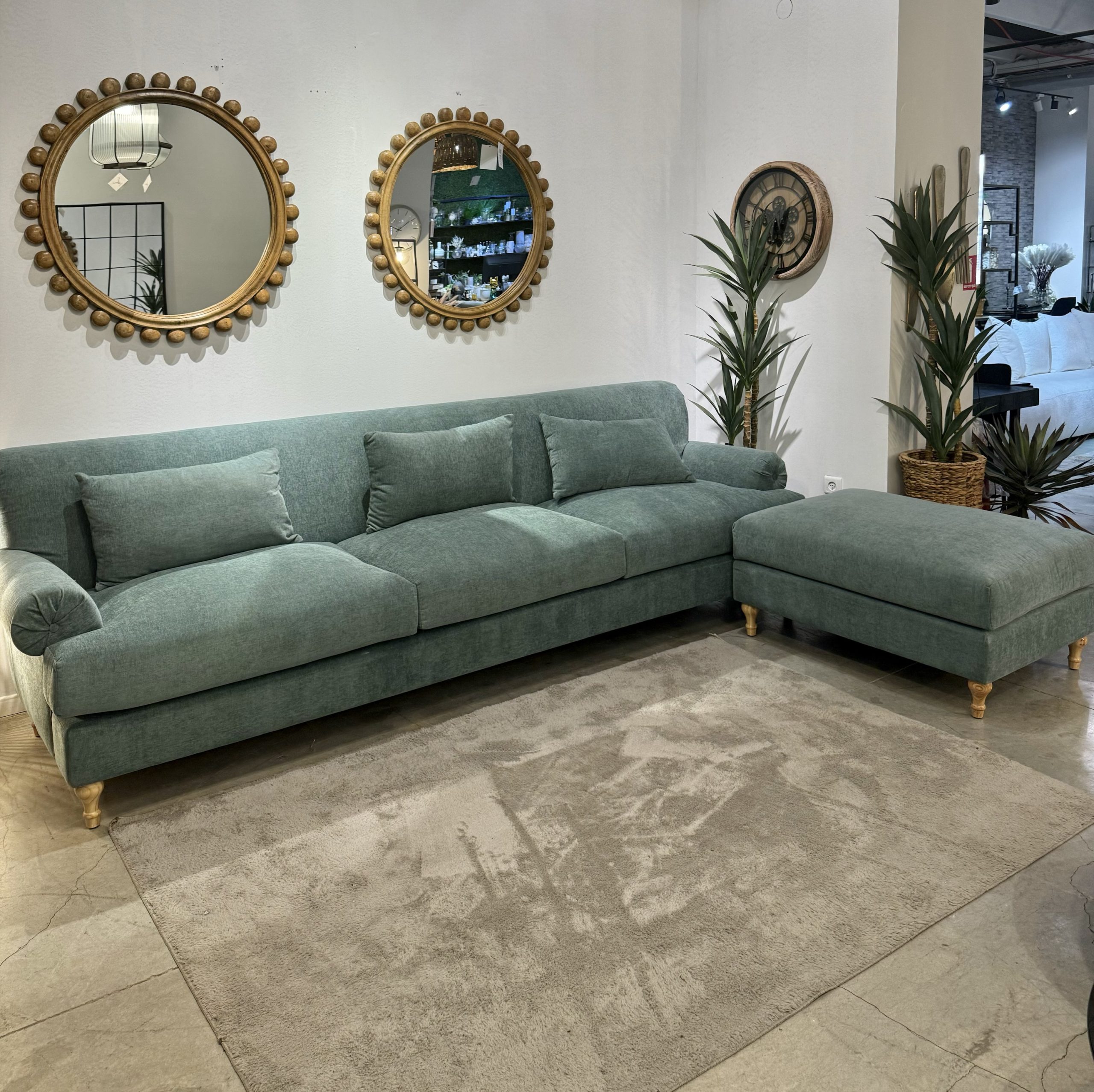 ספה והדום מעוצבים דגם ניו יורק