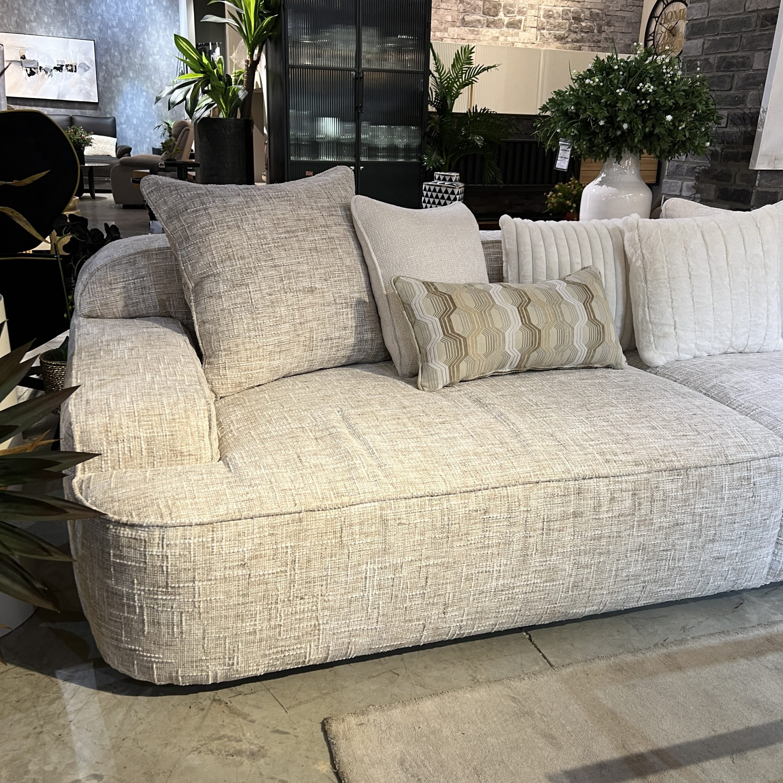 ספה קלאסית לסלון דגם ליזה ספה קלאסית לסלון דגם ליזה