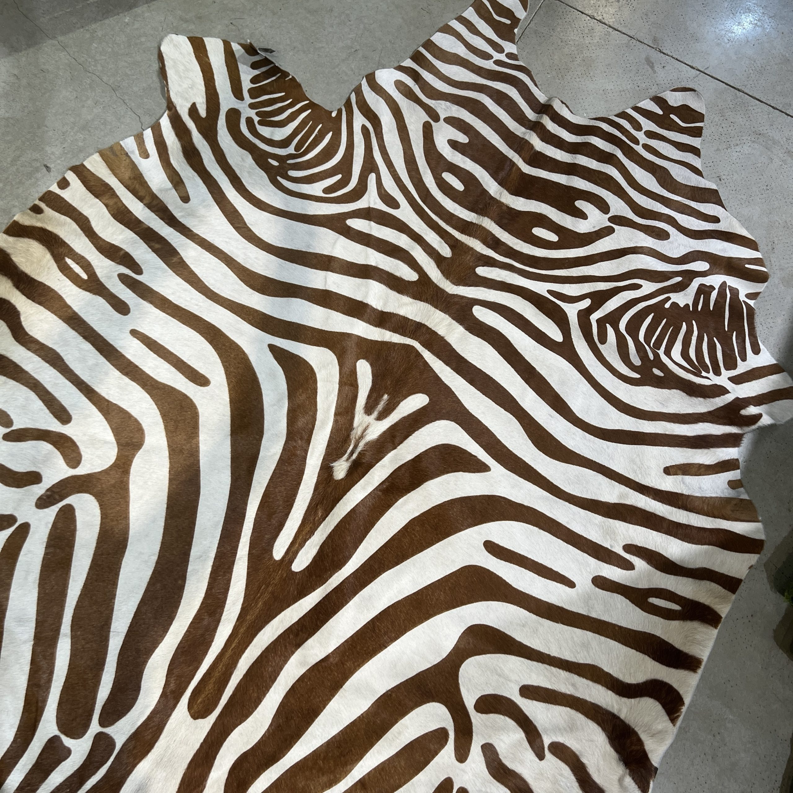 שטיח עור פרה שטיח עור פרה