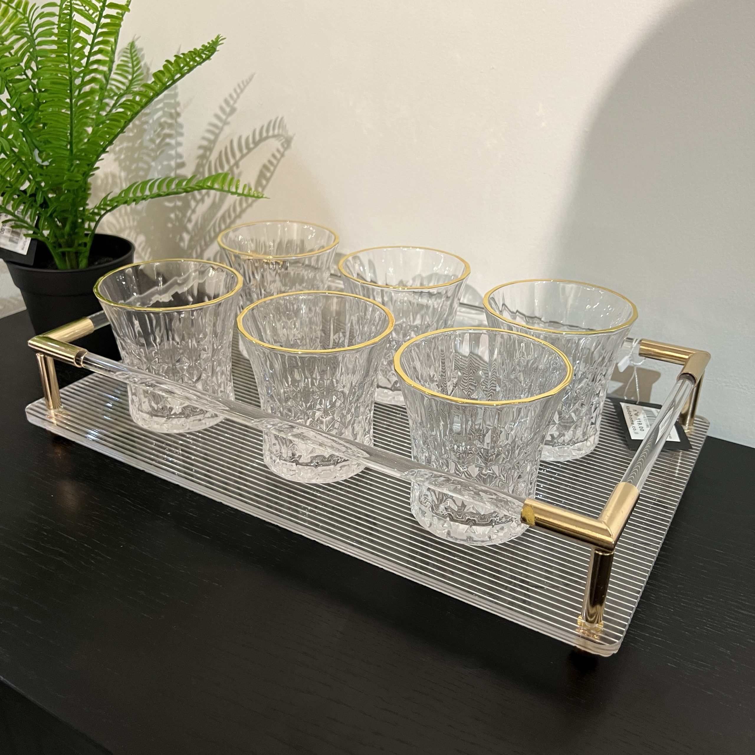 סט 6 כוסות שתיה קרה זכוכית מעויינים ועיטורי זהב סט 6 כוסות שתיה קרה זכוכית מעויינים ועיטורי זהב