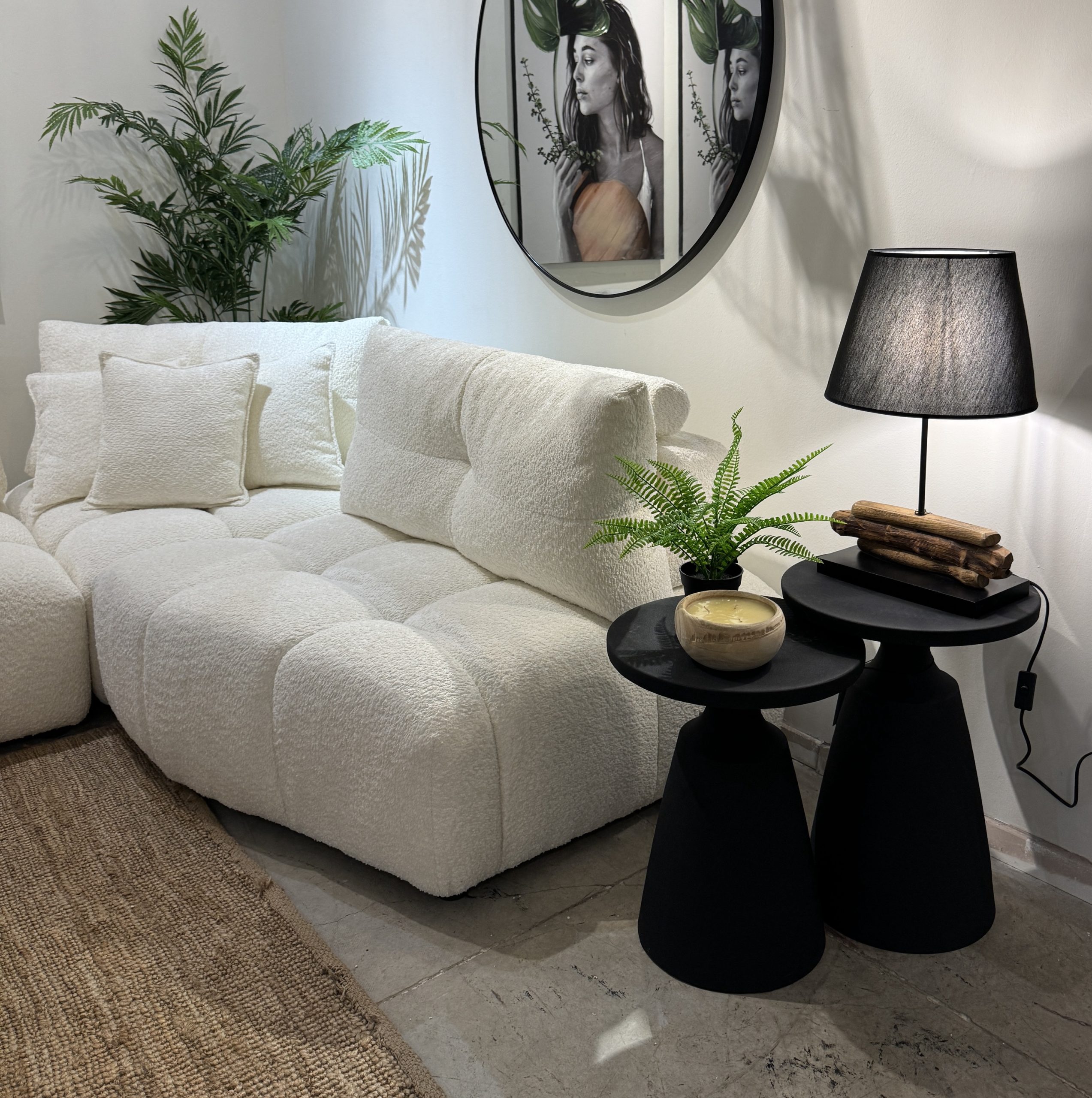 שולחן צד גביע מתכת שחור דגם ראבי