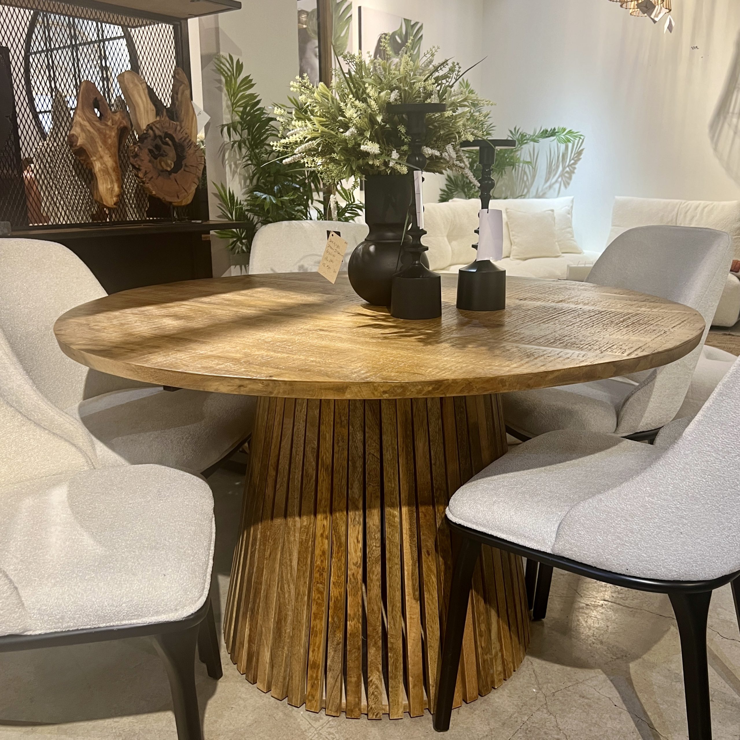 שולחן אוכל עגול עץ רגל סטריפ דגם סוניל