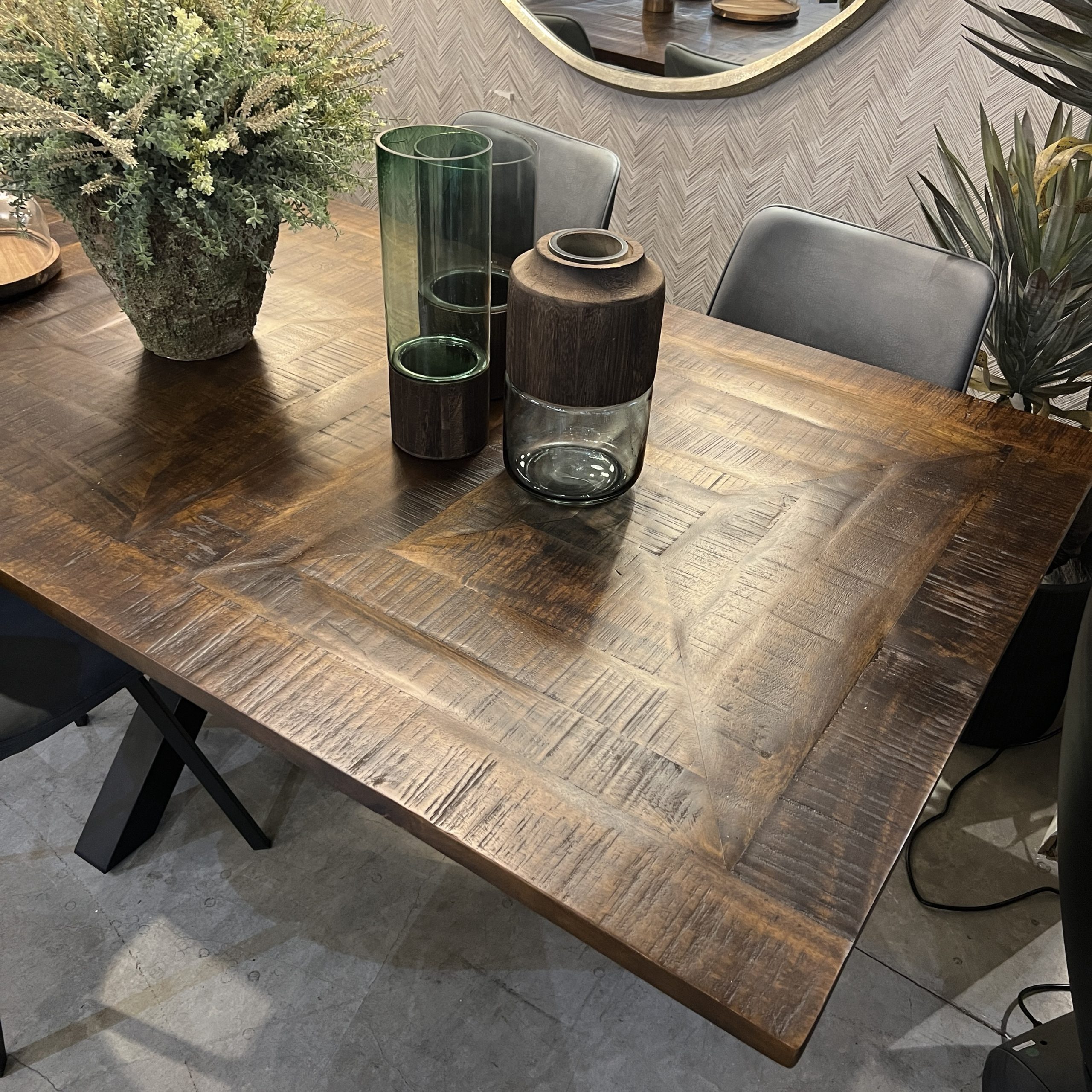 שולחן אוכל עץ סקוואר דגם סוניל