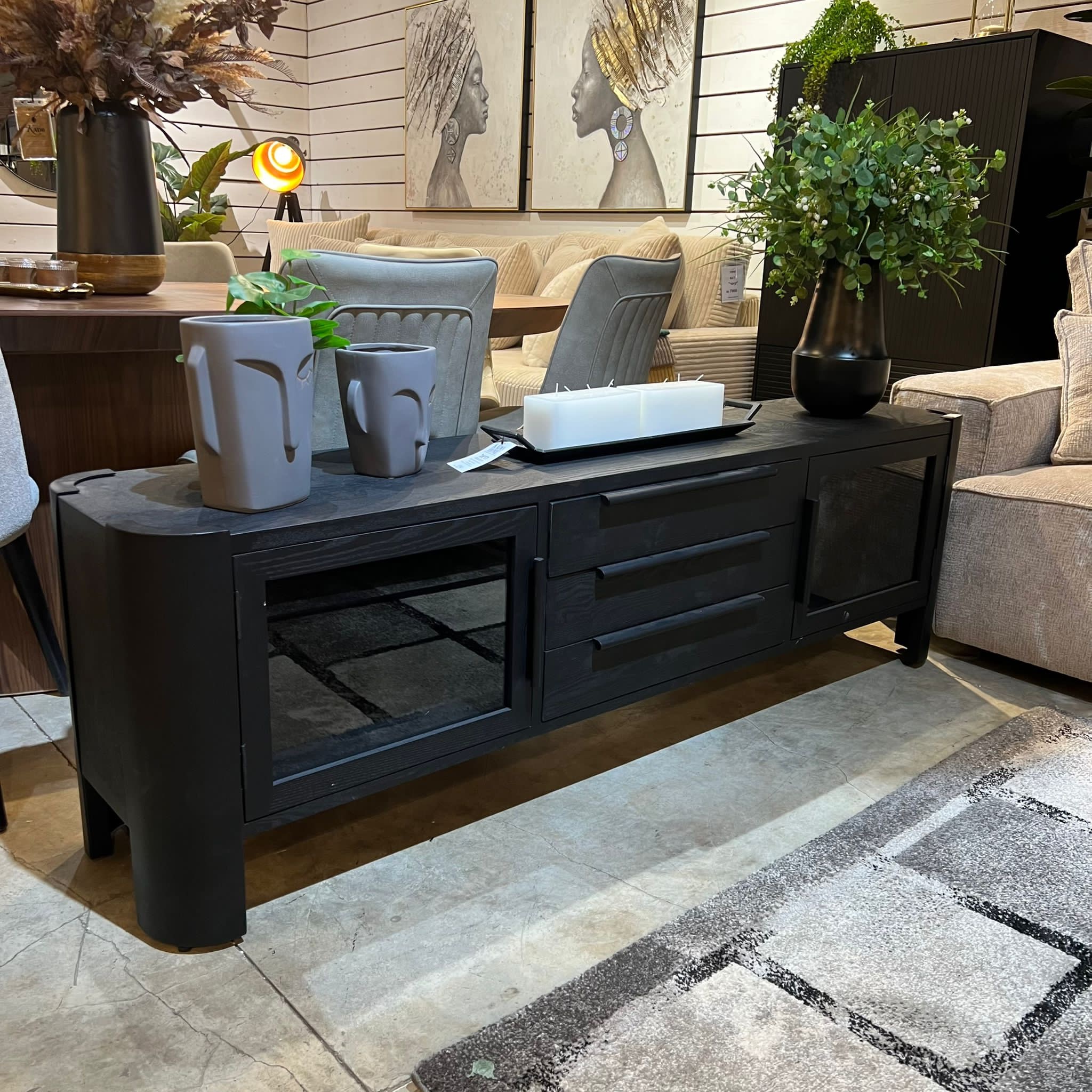 מזנון עץ שחור דגם וודרוני מזנון עץ שחור דגם וודרוני