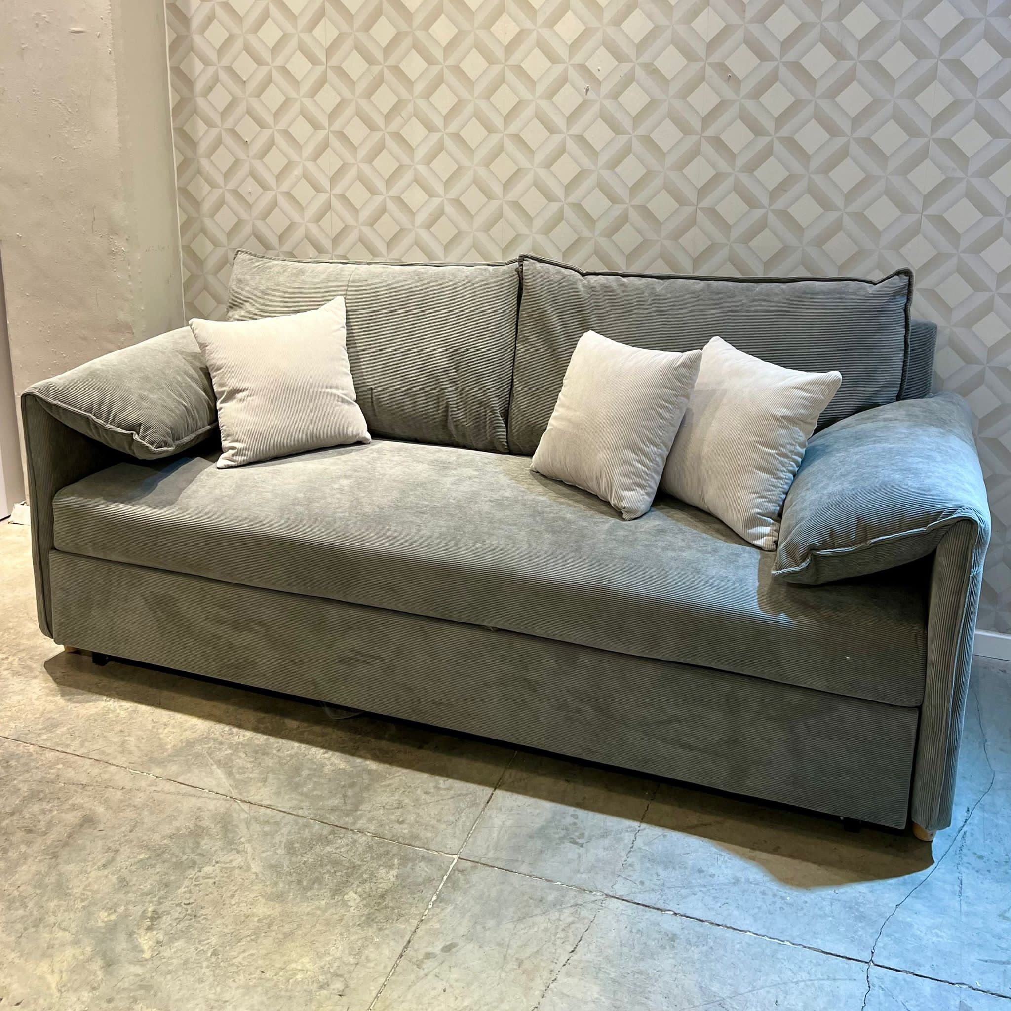 ספה נפתחת למיטת אירוח דגם קימי בד קורדרוי אפור