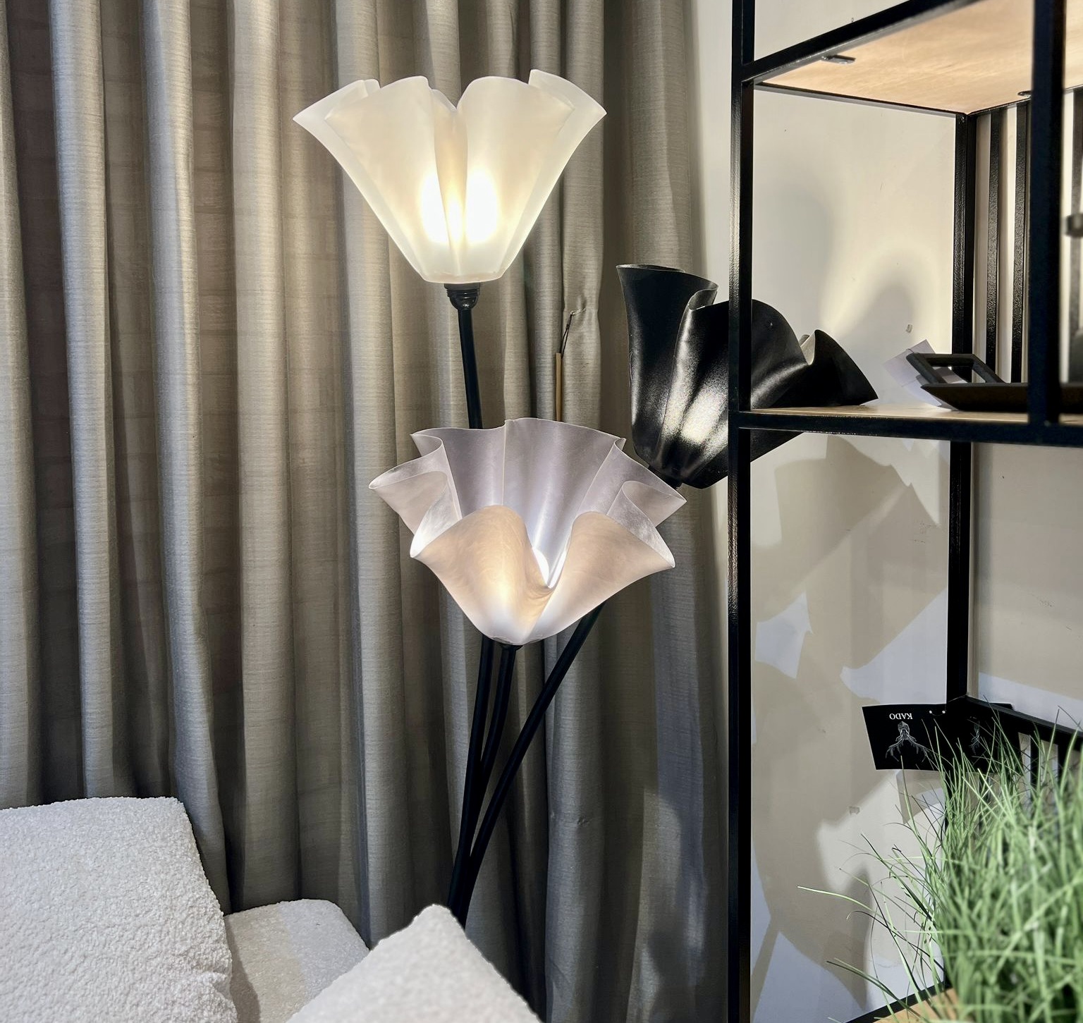 מנורת פרחים 3 קנים מנורת פרחים 3 קנים