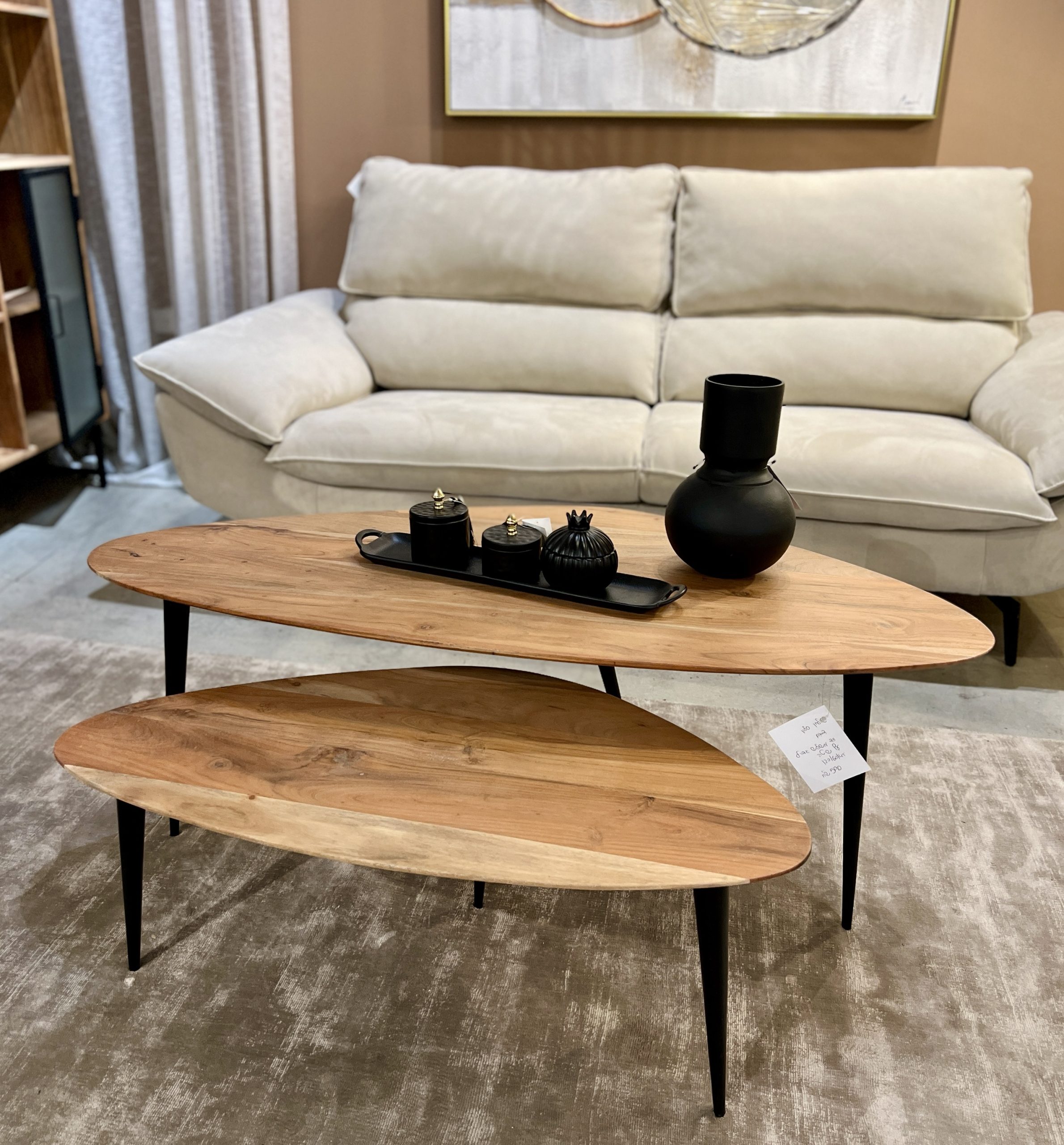 שולחן סלון דגם ווד משולש בינוני/ גדול עץ שיטה רגל ברזל שחורה שולחן סלון דגם ווד משולש בינוני/ גדול עץ שיטה רגל ברזל שחורה