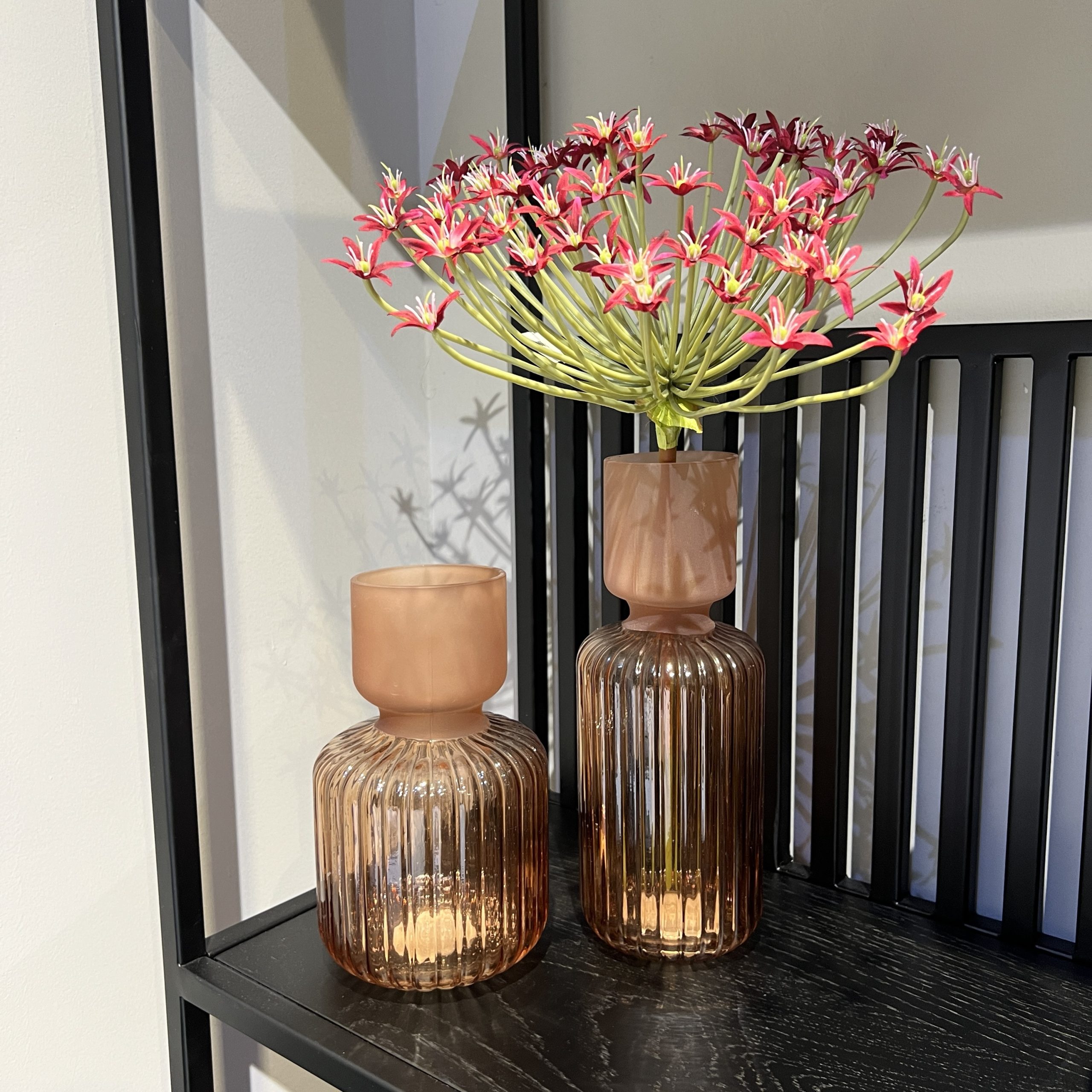 כד זכוכית אפרסק פסים כד זכוכית אפרסק פסים