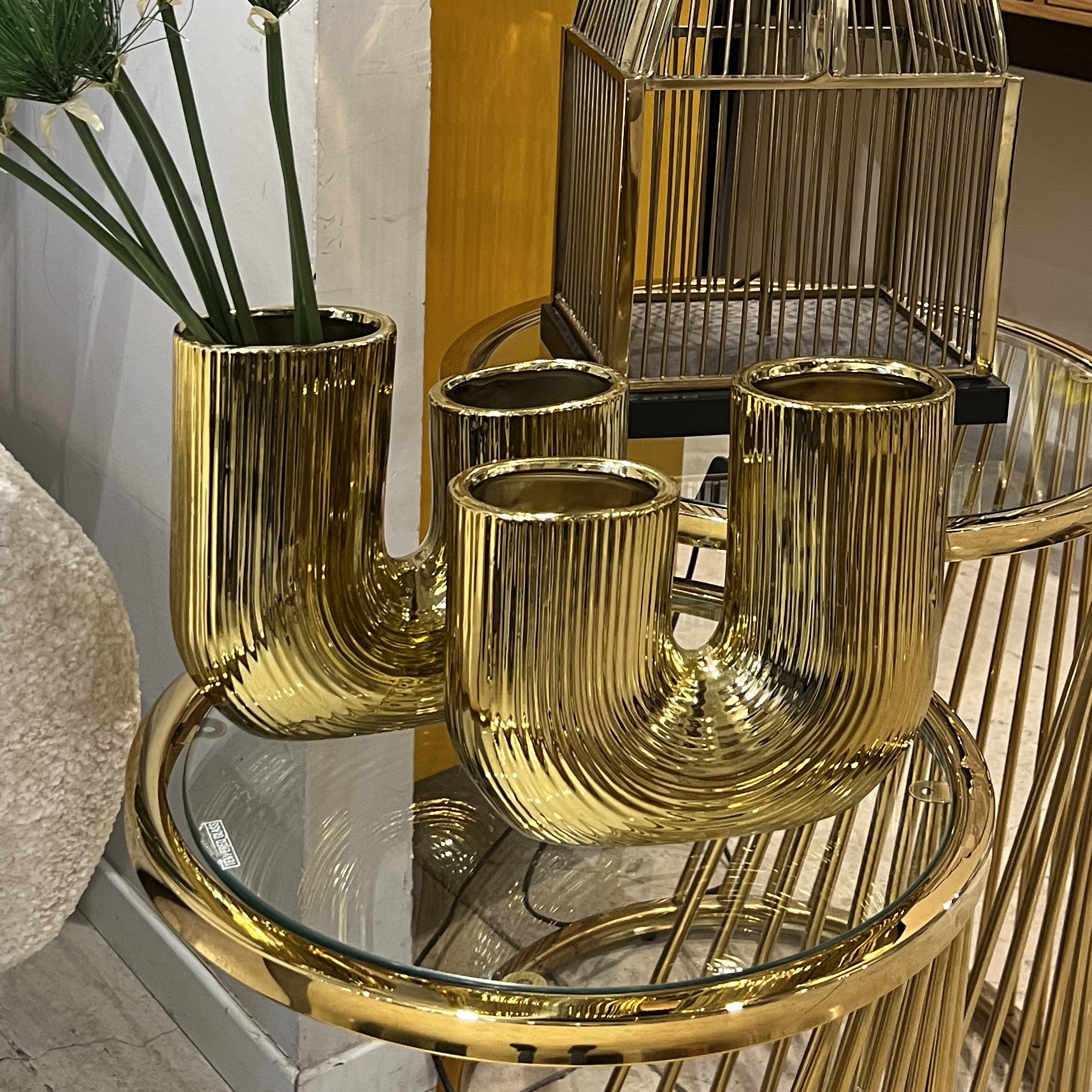 כד עם שני פתחים זהב כד עם שני פתחים זהב