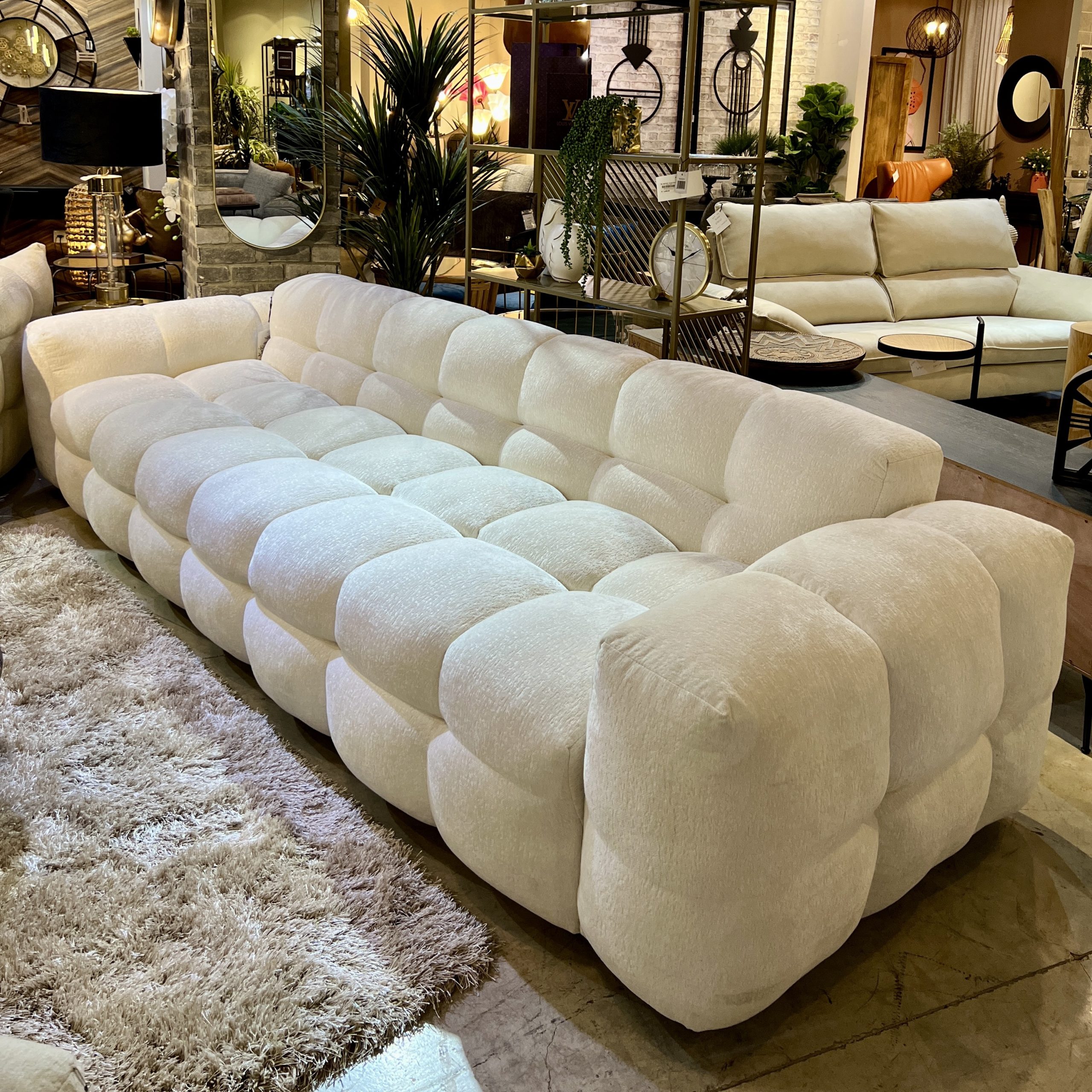 ספה מעוצבת יוקרתית תיפורי ריבועים דגם אורטל ניו ספה מעוצבת יוקרתית תיפורי ריבועים דגם אורטל ניו