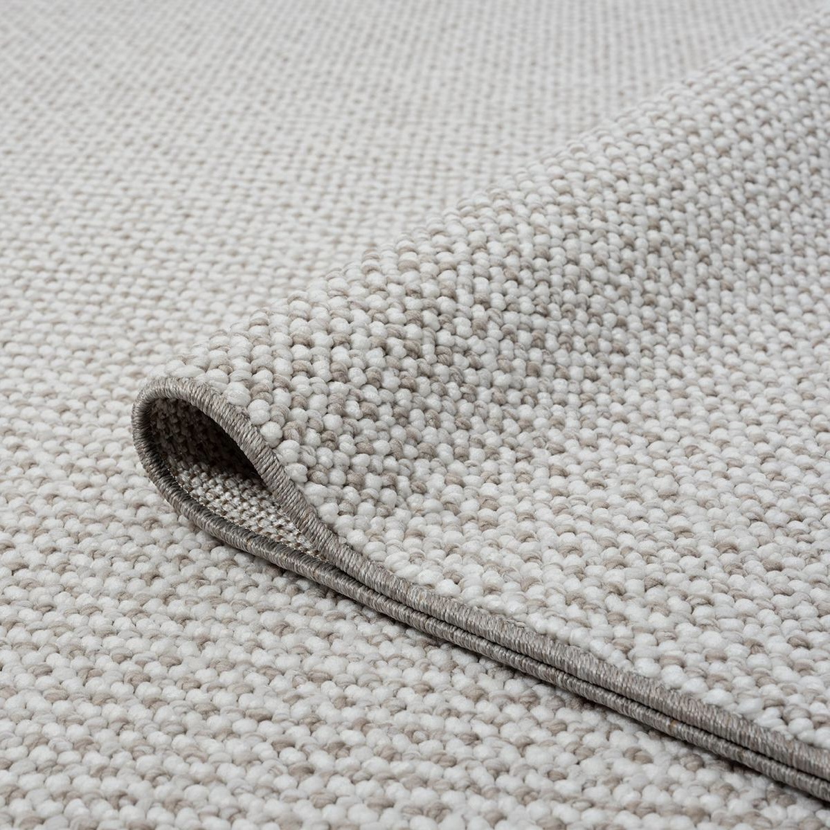 שטיח בז בהיר דגם קאי שטיח בז בהיר דגם קאי