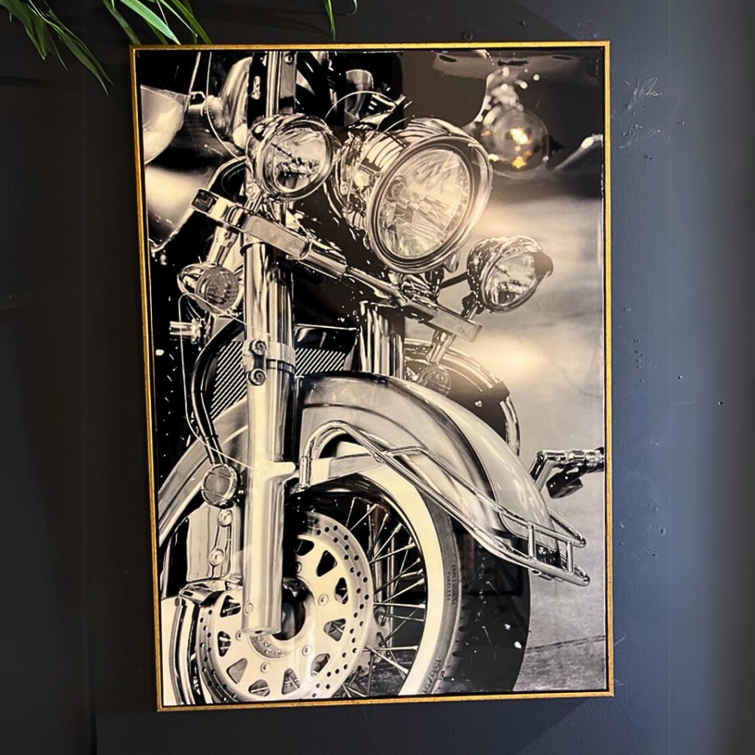 תמונה מבריקה אופנוע תמונה מבריקה אופנוע