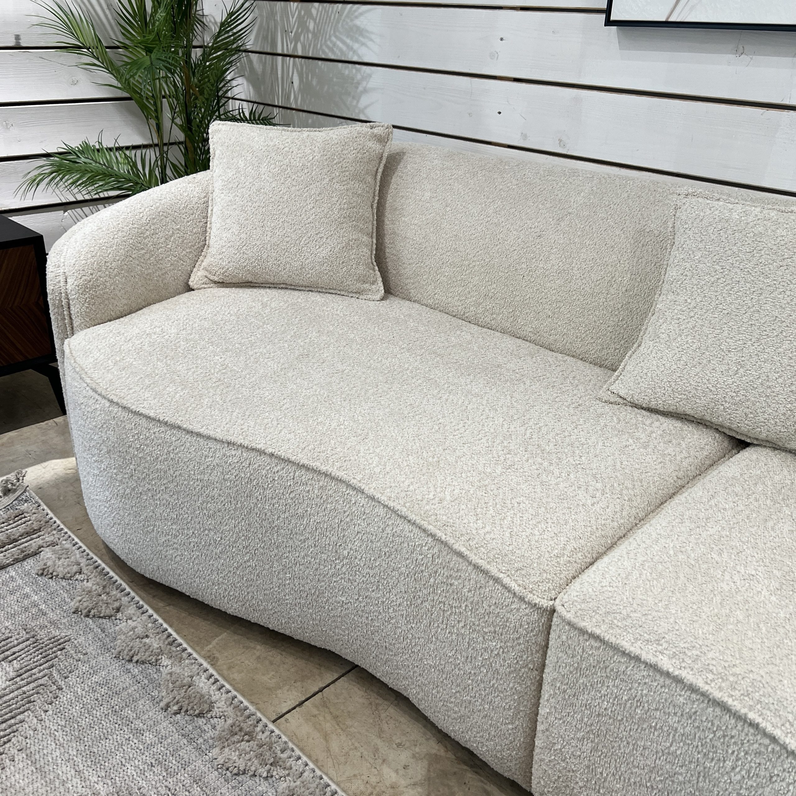 ספה מודרנית מעוגלת דגם דפנה photo number 5