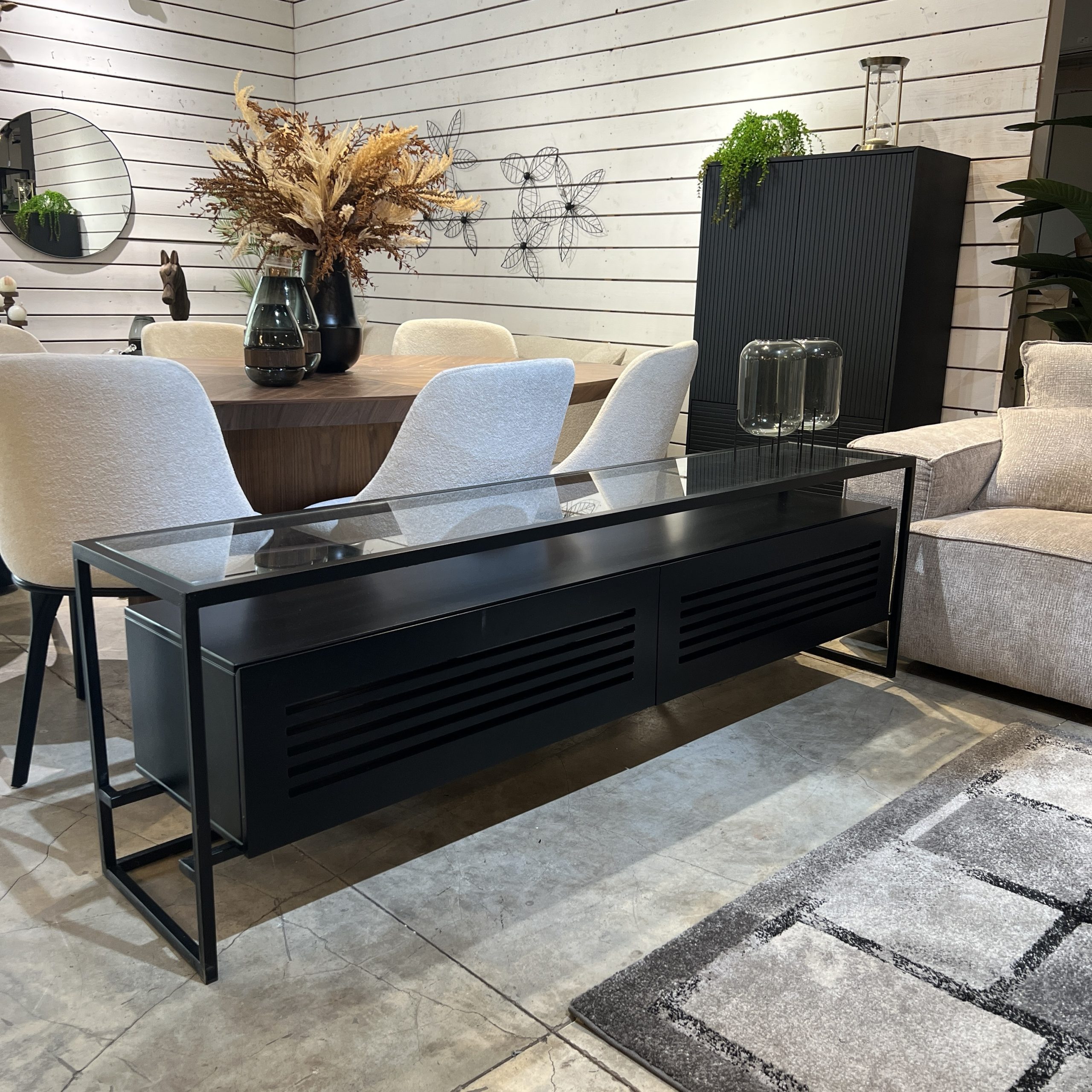 מזנון דגם יניב