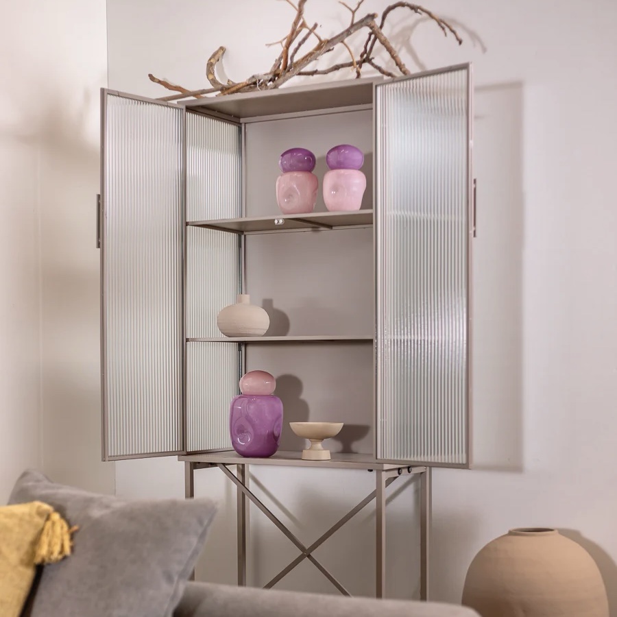 ויטרינה טיימלס מטאל קבינט קאשמיר ויטרינה טיימלס מטאל קבינט קאשמיר