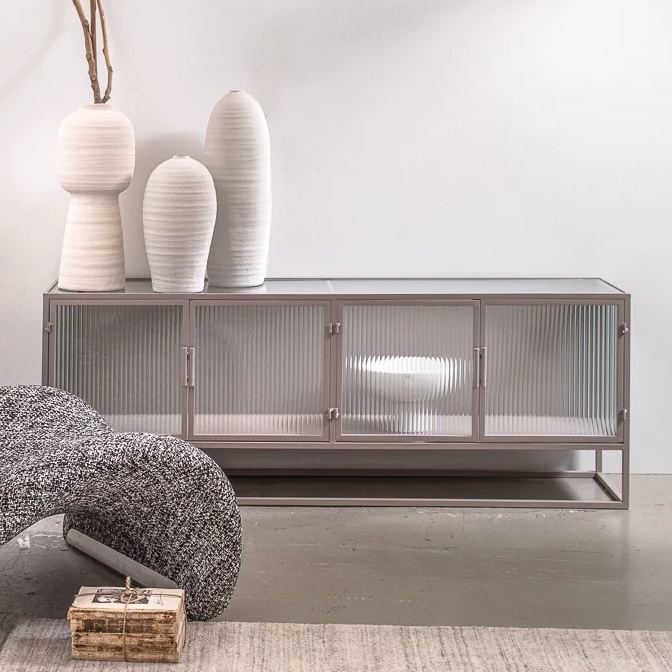 מזנון טיימלס מטאל מדיה קאשמיר מזנון טיימלס מטאל מדיה קאשמיר