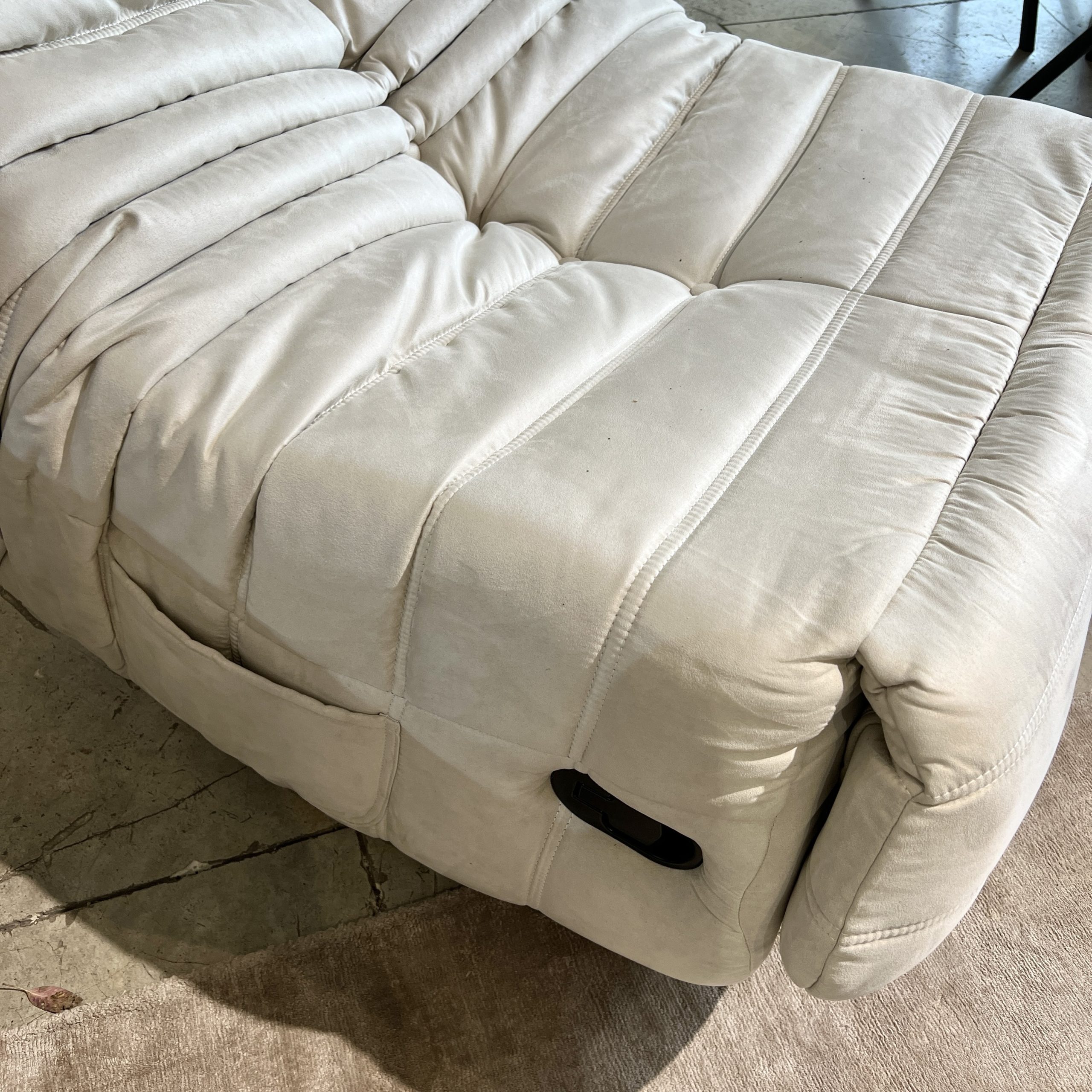 כורסא פילו נפתחת בז יבוא דגם קימי כורסא פילו נפתחת בז יבוא דגם קימי