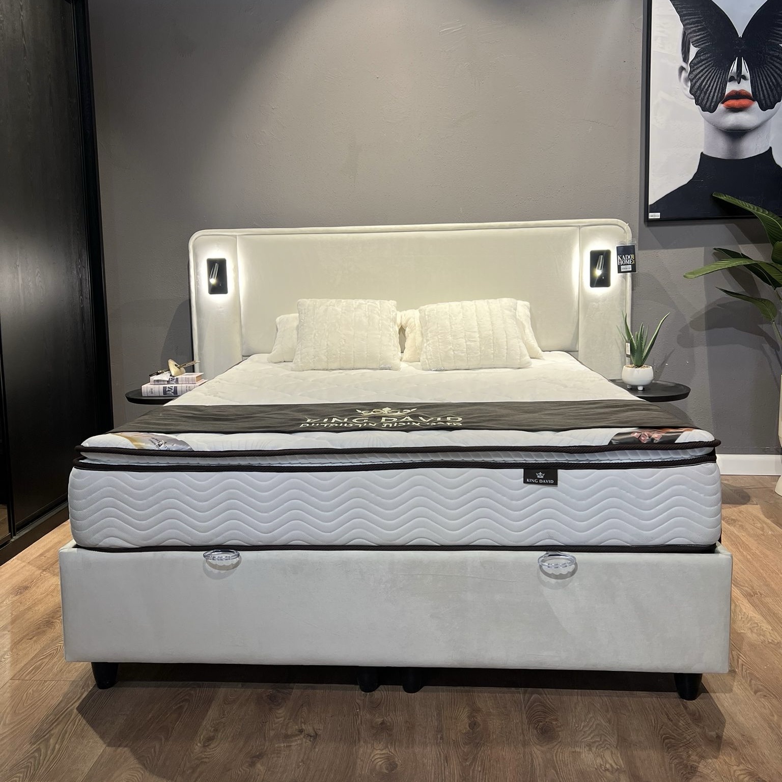 מיטה זוגית עם תאורה דגם יהלום מיטה זוגית עם תאורה דגם יהלום