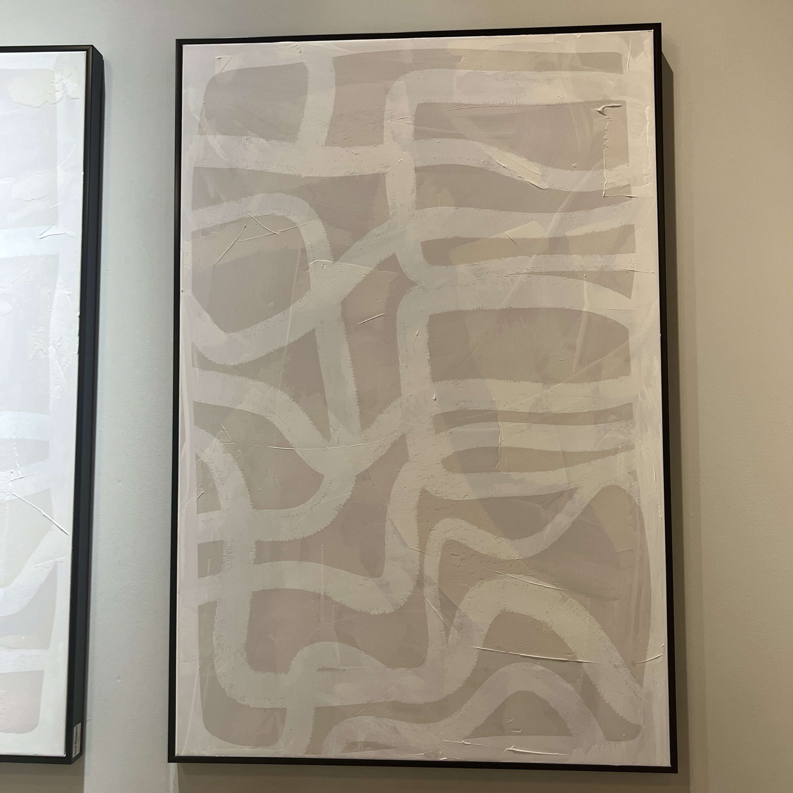 תמונה מעוצבת בעבודת יד לקיר בשילוב מסגרת שחורה תמונה מעוצבת בעבודת יד לקיר בשילוב מסגרת שחורה