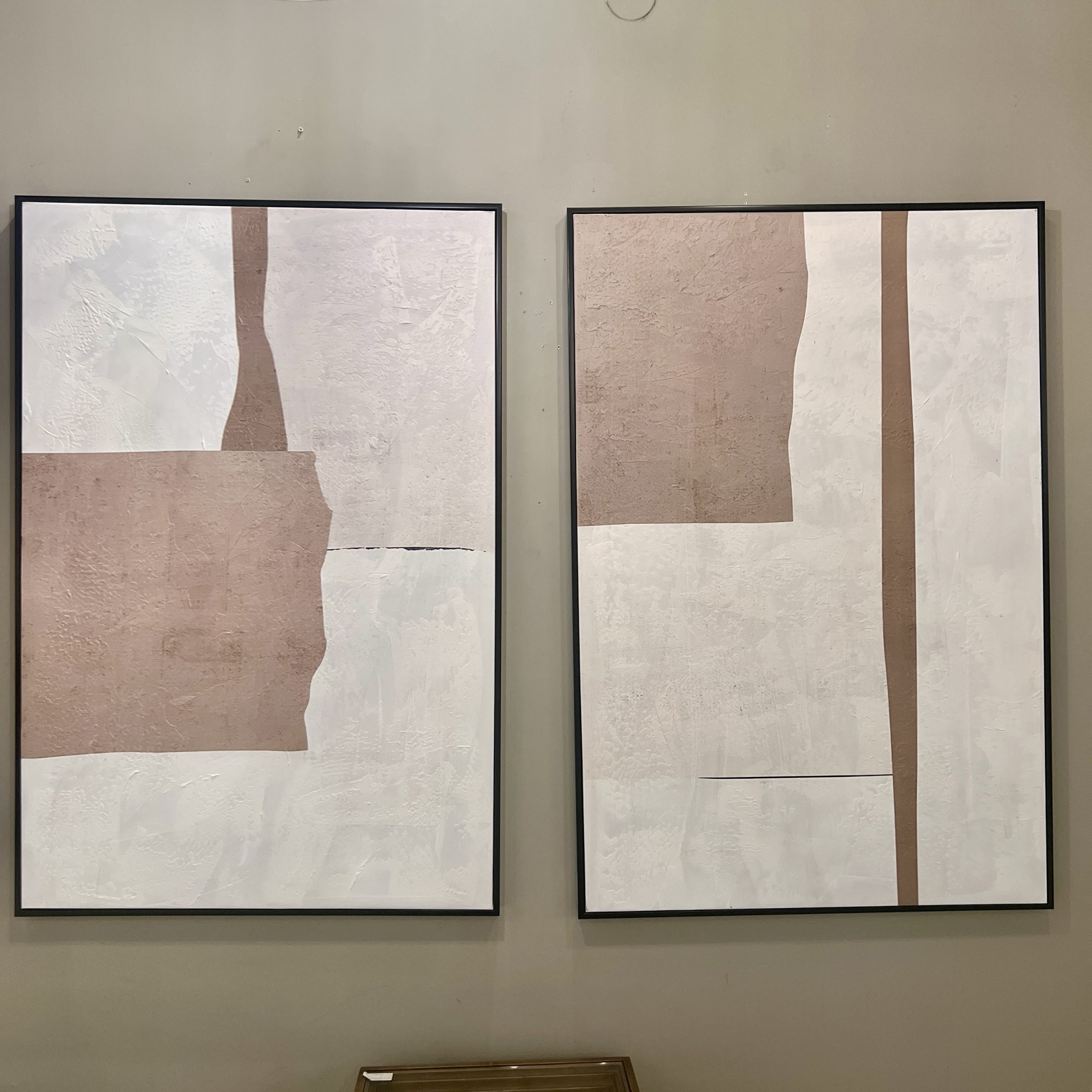 תמונה אבסטרקטית בז עבודת יד בשילוב מסגרת תמונה אבסטרקטית בז עבודת יד בשילוב מסגרת