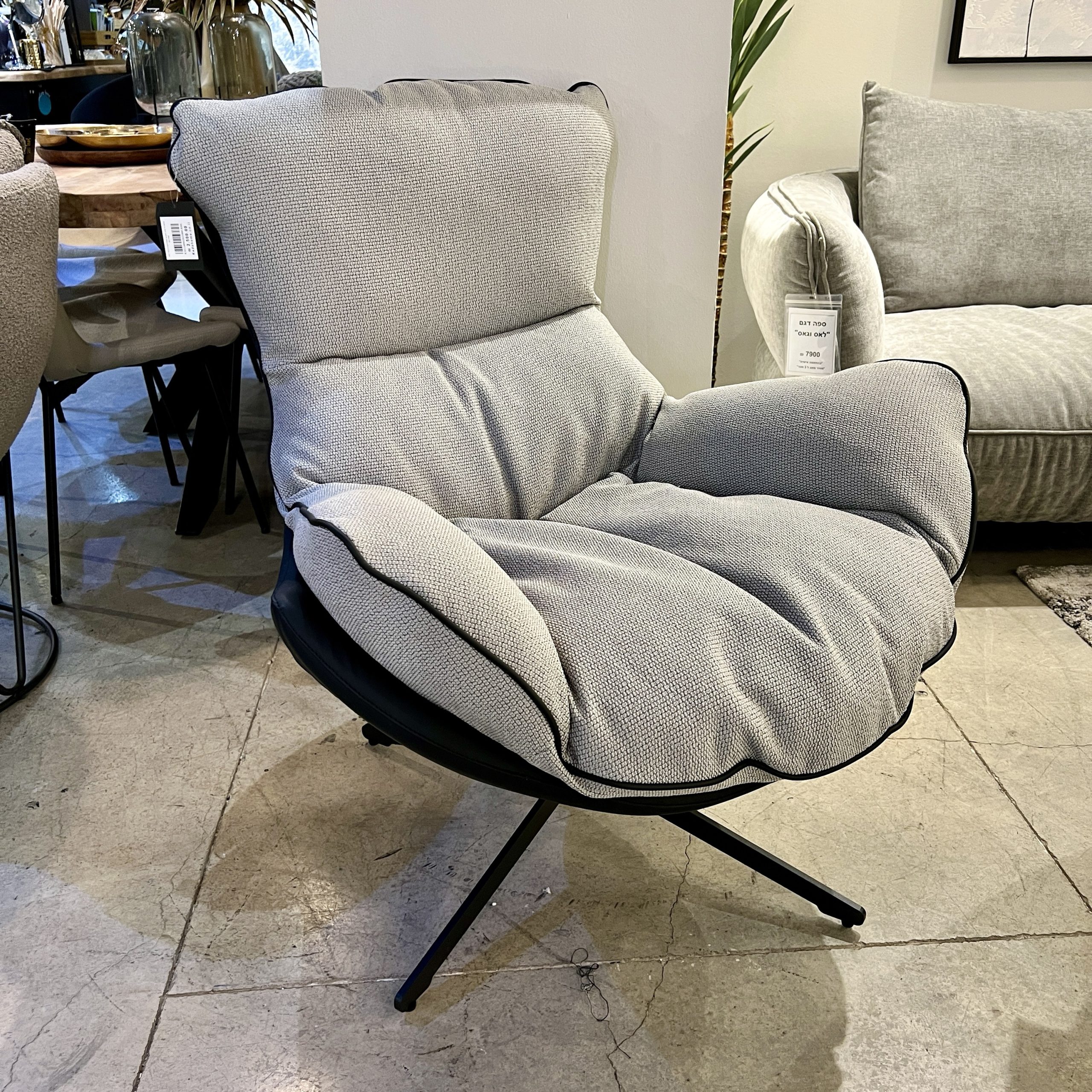 כורסא בד אפור בטון גב שחור דגם דין כורסא בד אפור בטון גב שחור דגם דין