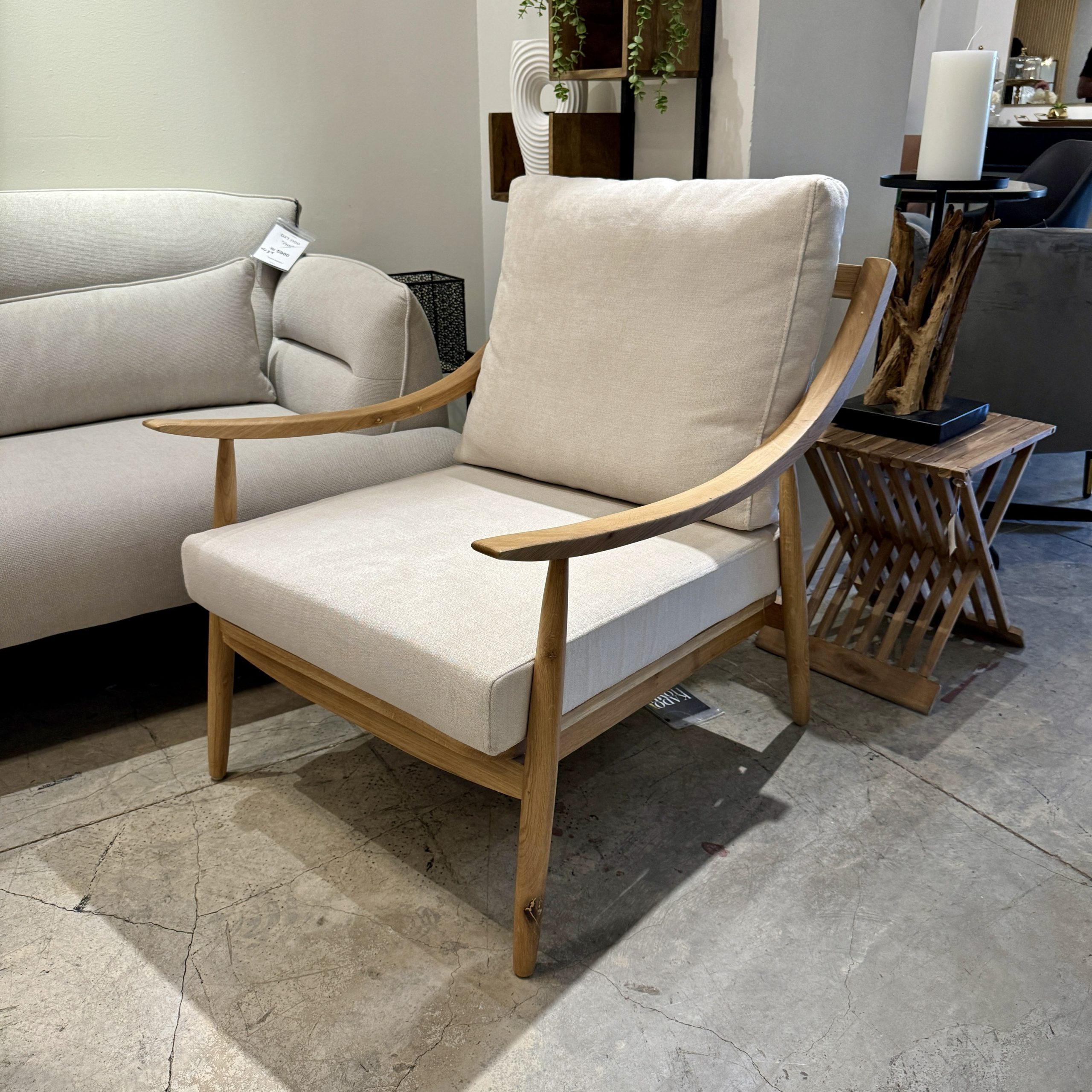 כורסא דגם היילי כורסא דגם היילי