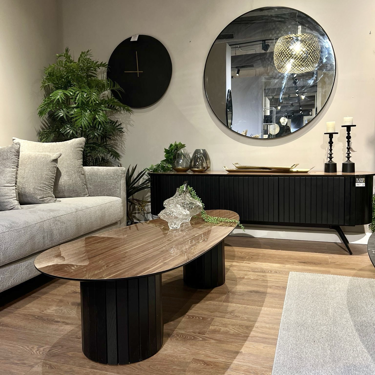 מזנון ושולחן סלון דגם מנור