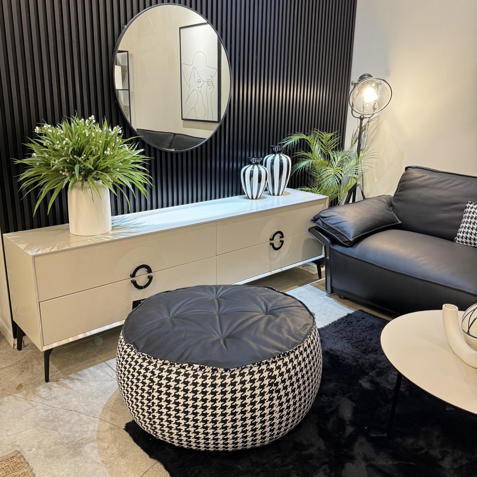 הדום עור שחור ופיפיטה אוליביה דגם קימי הדום עור שחור ופיפיטה אוליביה דגם קימי