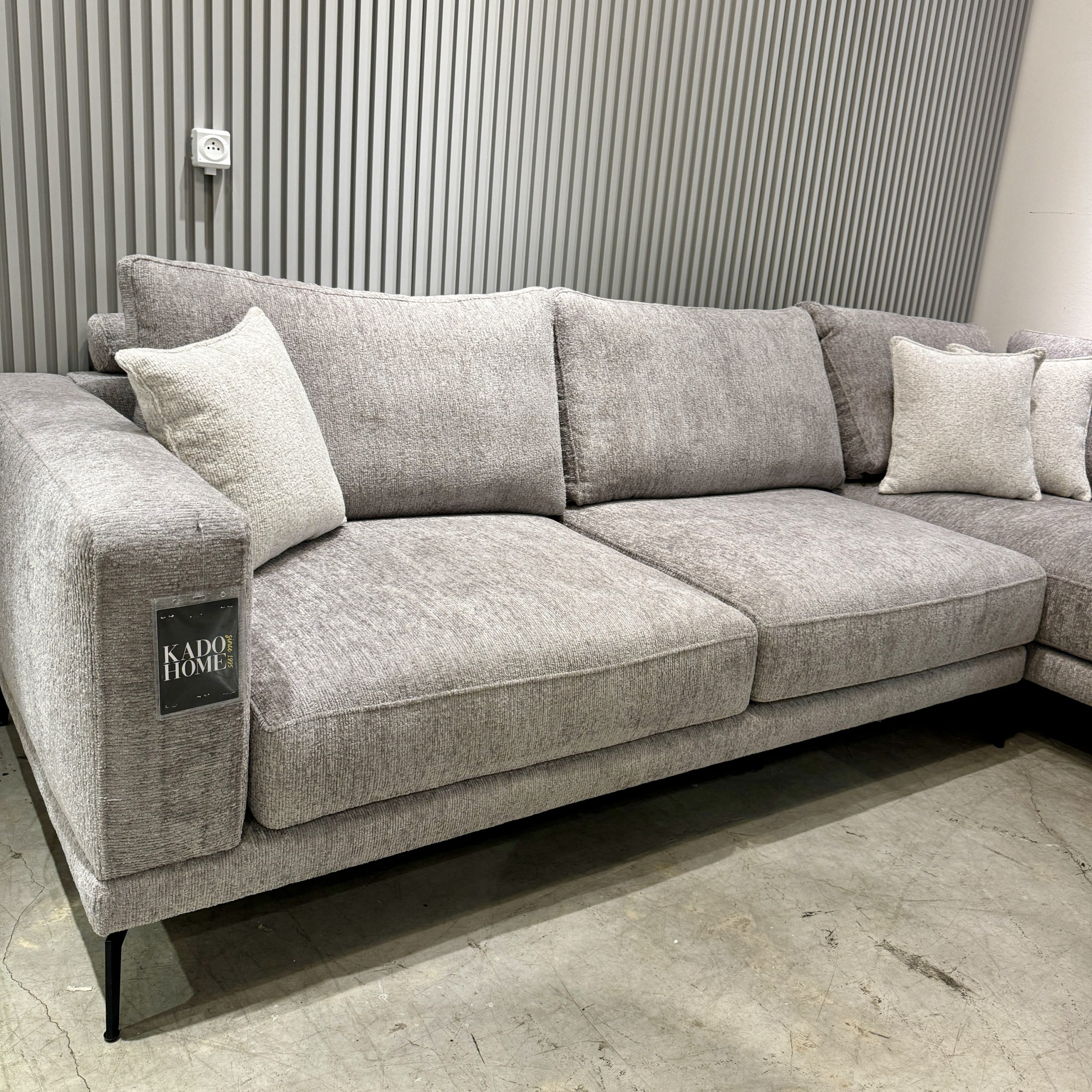 ספה פינתית קלאסית דגם סולידו ספה פינתית קלאסית דגם סולידו