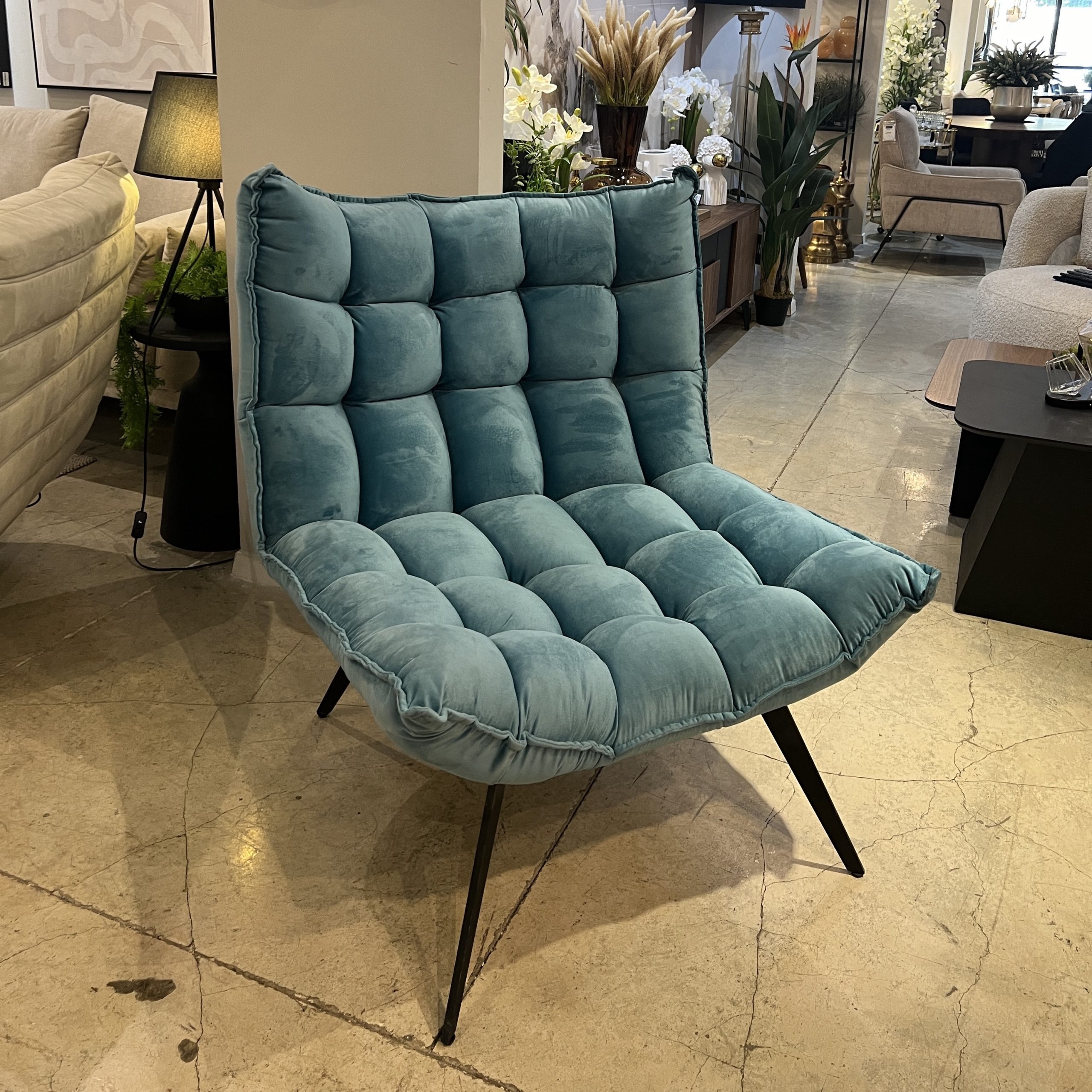 כורסא מעוצבת קוביות טורקיז דגם מאיה כורסא מעוצבת קוביות טורקיז דגם מאיה