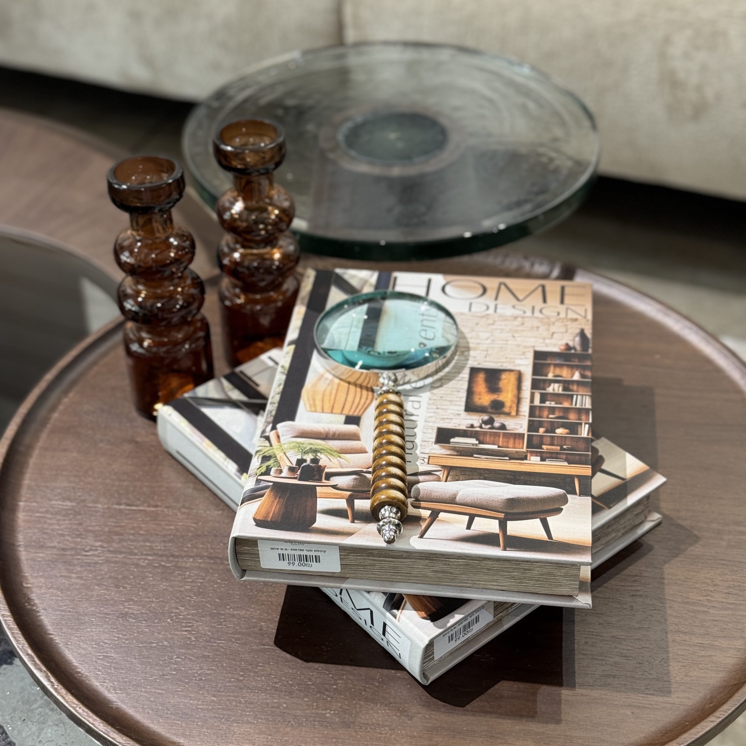 זכוכית מגדלת ידית חום שנהב חרוט פסים לרוחב זכוכית מגדלת ידית חום שנהב חרוט פסים לרוחב