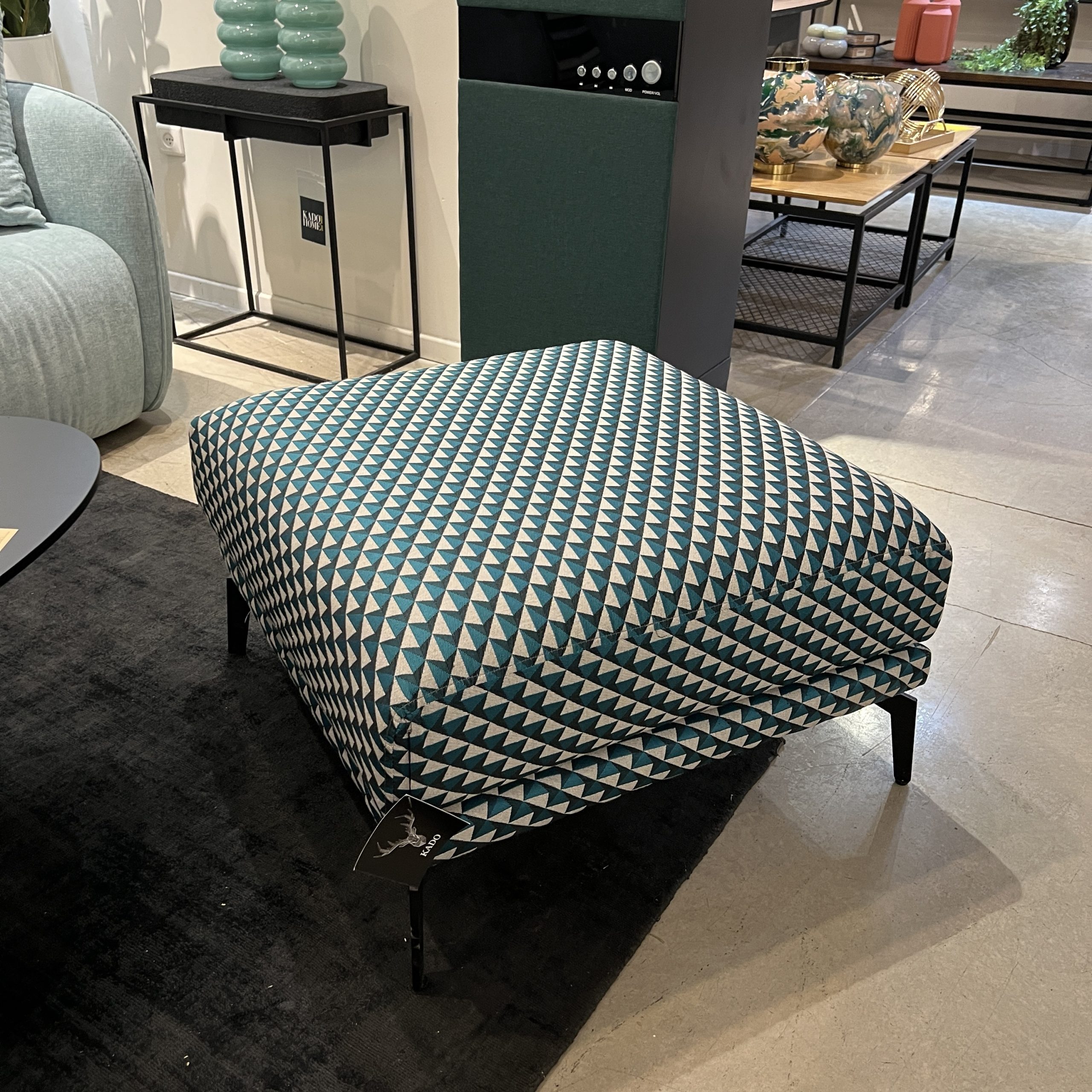 הדום מרובע 70/70 בד טורקיז מקושקש