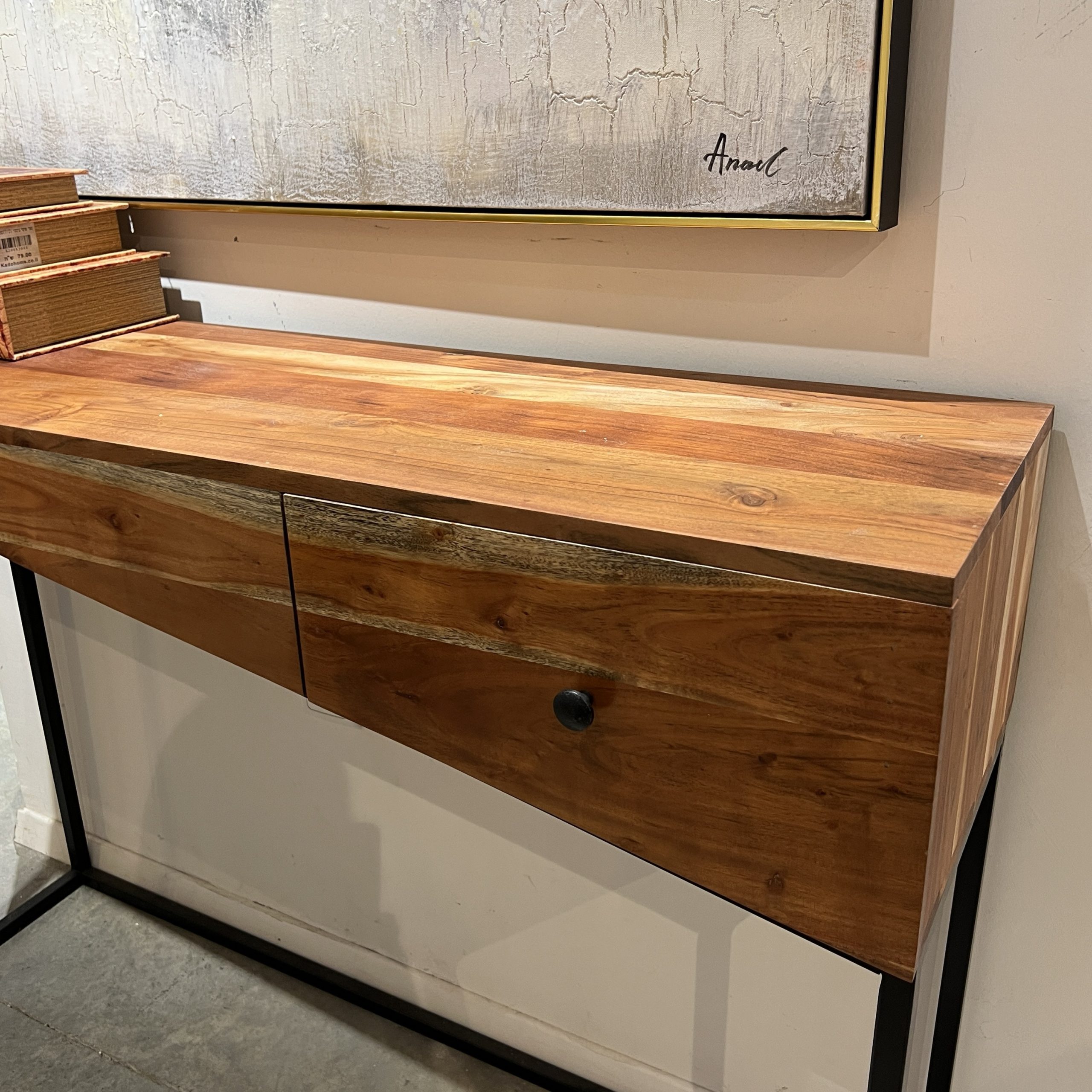 קונסולה עץ שיטה דגם אילוזי