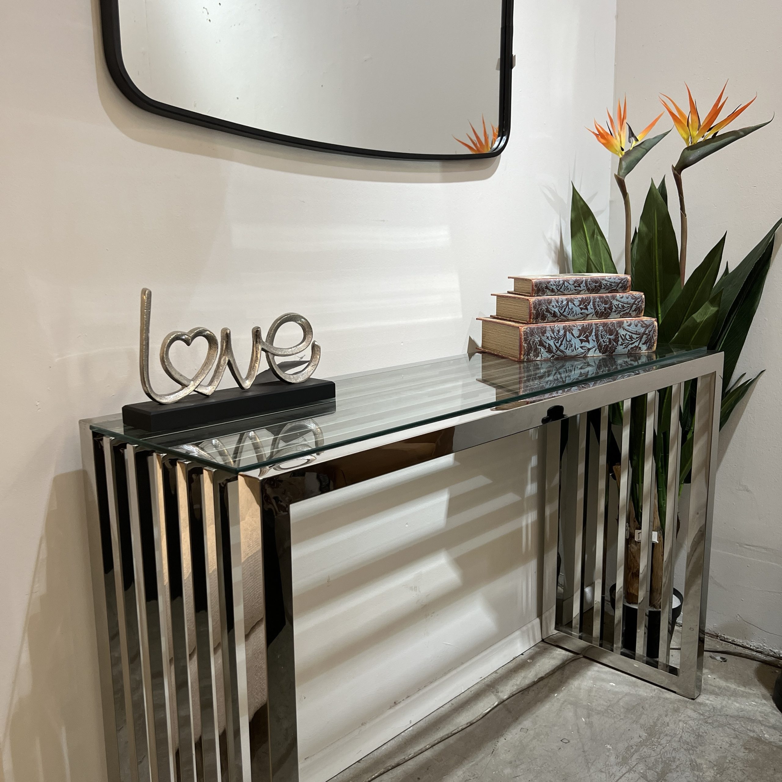 קונסולה ניקל דגם פאלס קונסולה ניקל דגם פאלס