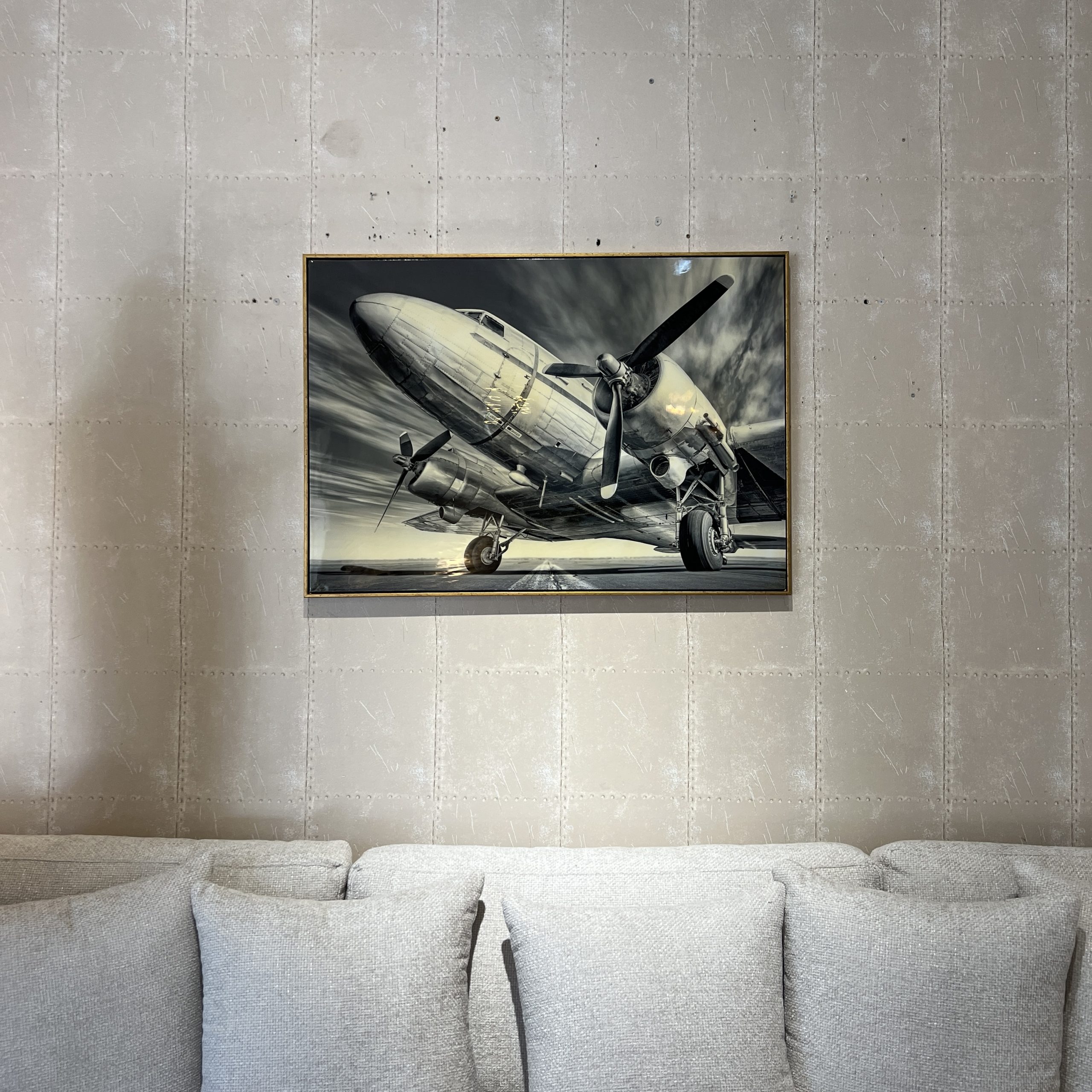 תמונה מטוס מבריקה מסגרת זהב 70/100 דגם איקו תמונה מטוס מבריקה מסגרת זהב 70/100 דגם איקו