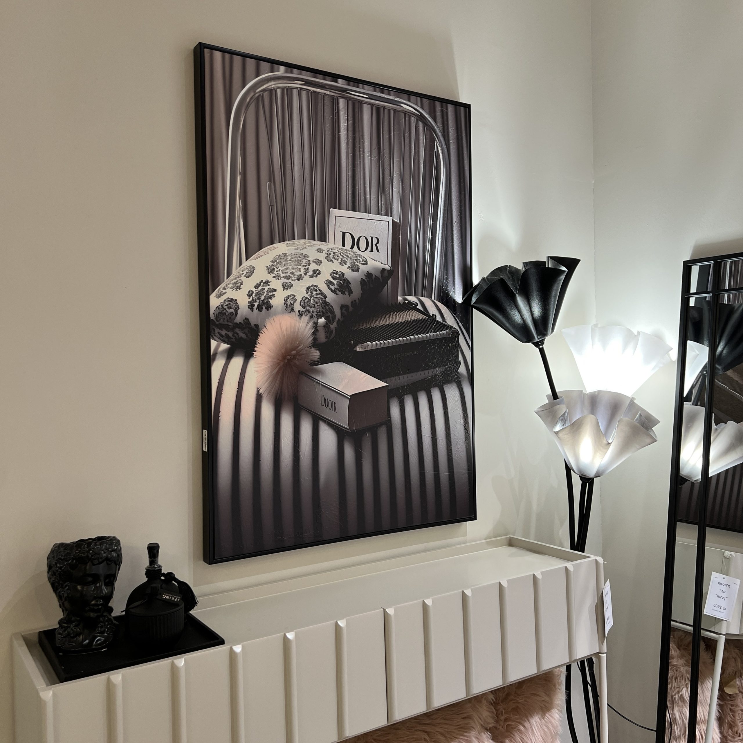 תמונת קיר אפקט עבודת יד עם מסגרת שחורה