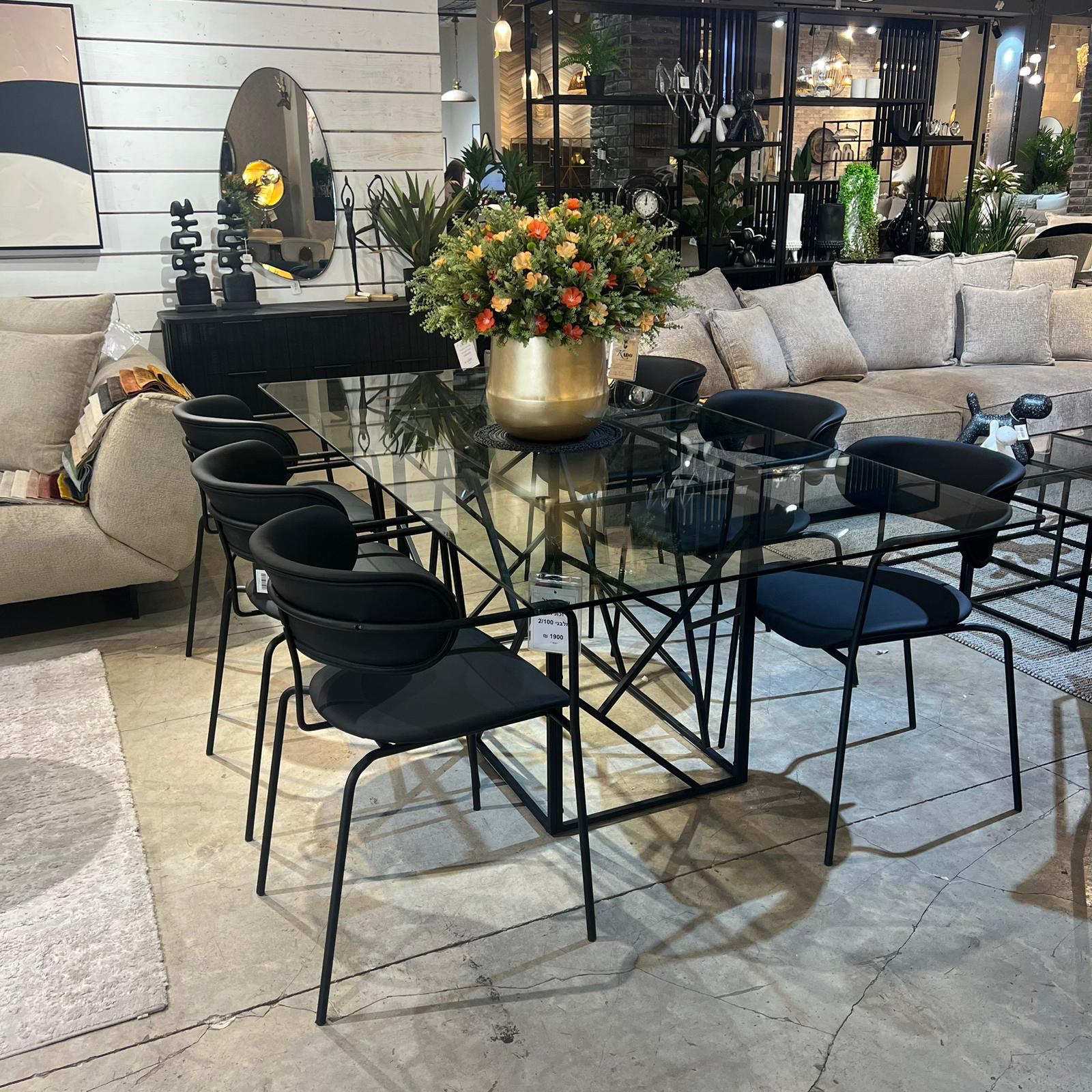 שולחן פינת אוכל זכוכית מלבני רגלי נירוסטה שחור דגם נוקס במבצע! שולחן פינת אוכל זכוכית מלבני רגלי נירוסטה שחור דגם נוקס במבצע!