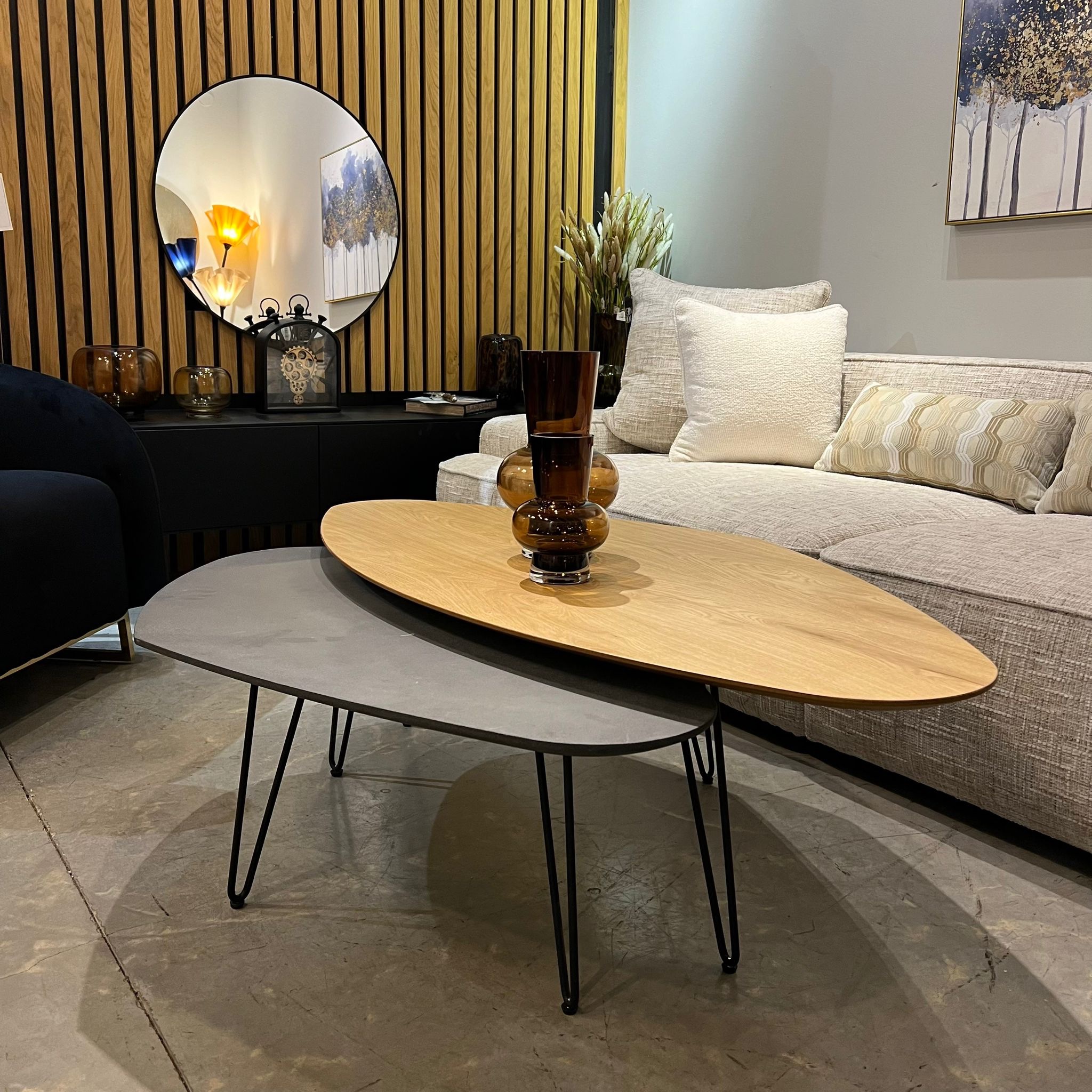 סט שולחנות סלון דגם גלשנים סט שולחנות סלון דגם גלשנים