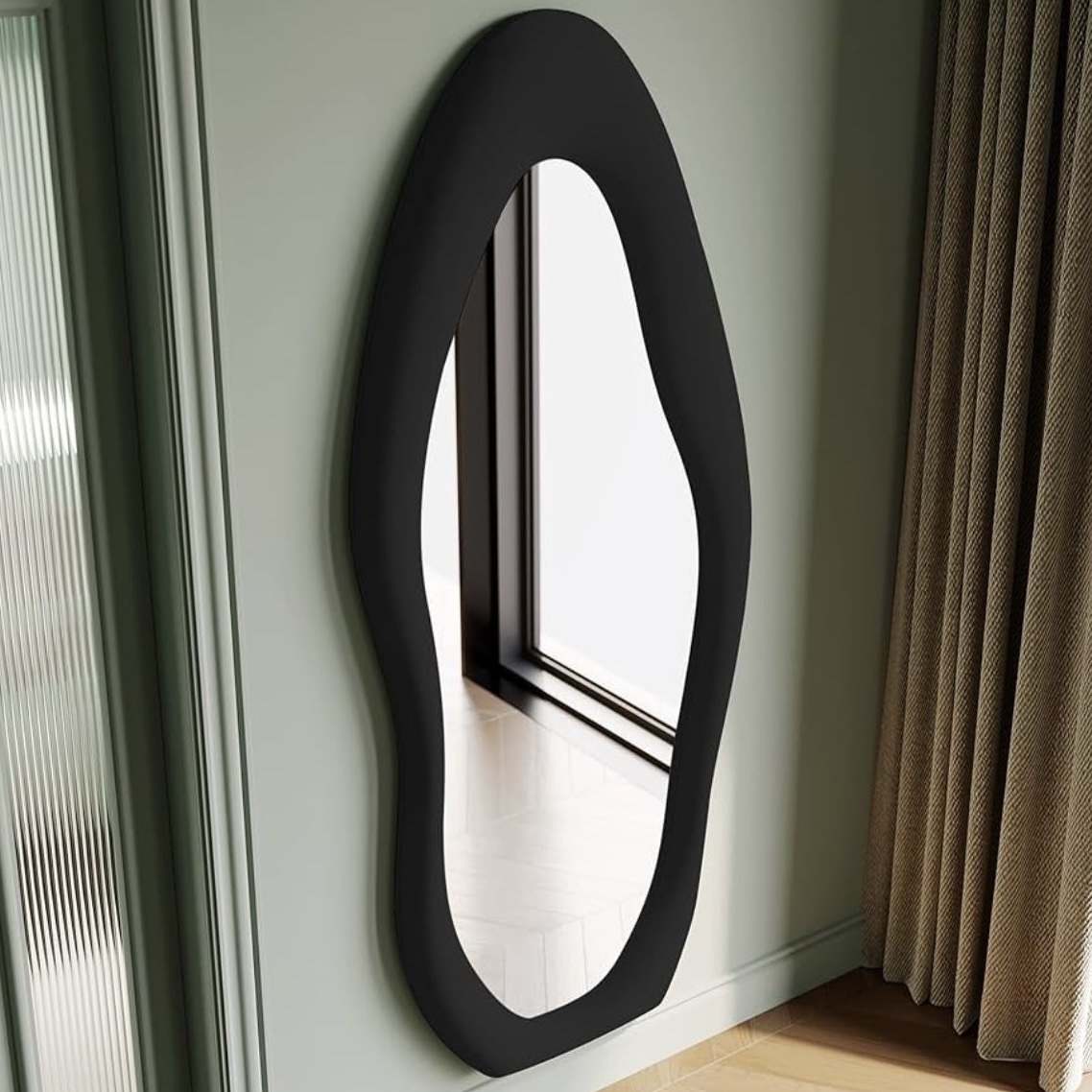 מראה אובלית קטיפה שחור מראה אובלית קטיפה שחור