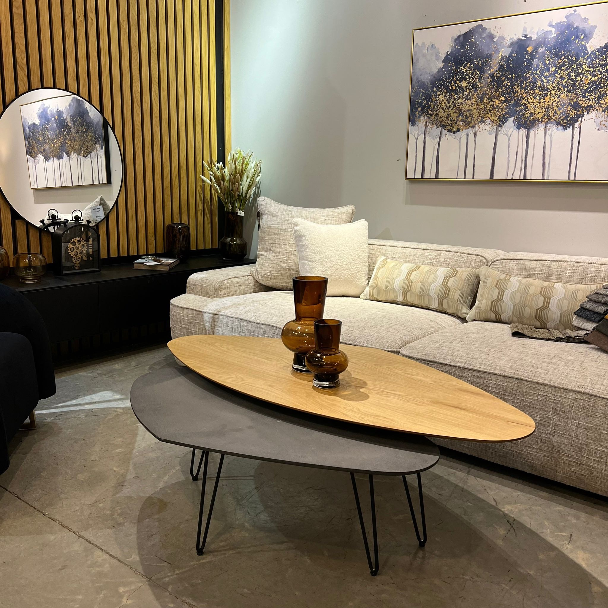 סט שולחנות סלון דגם גלשנים סט שולחנות סלון דגם גלשנים