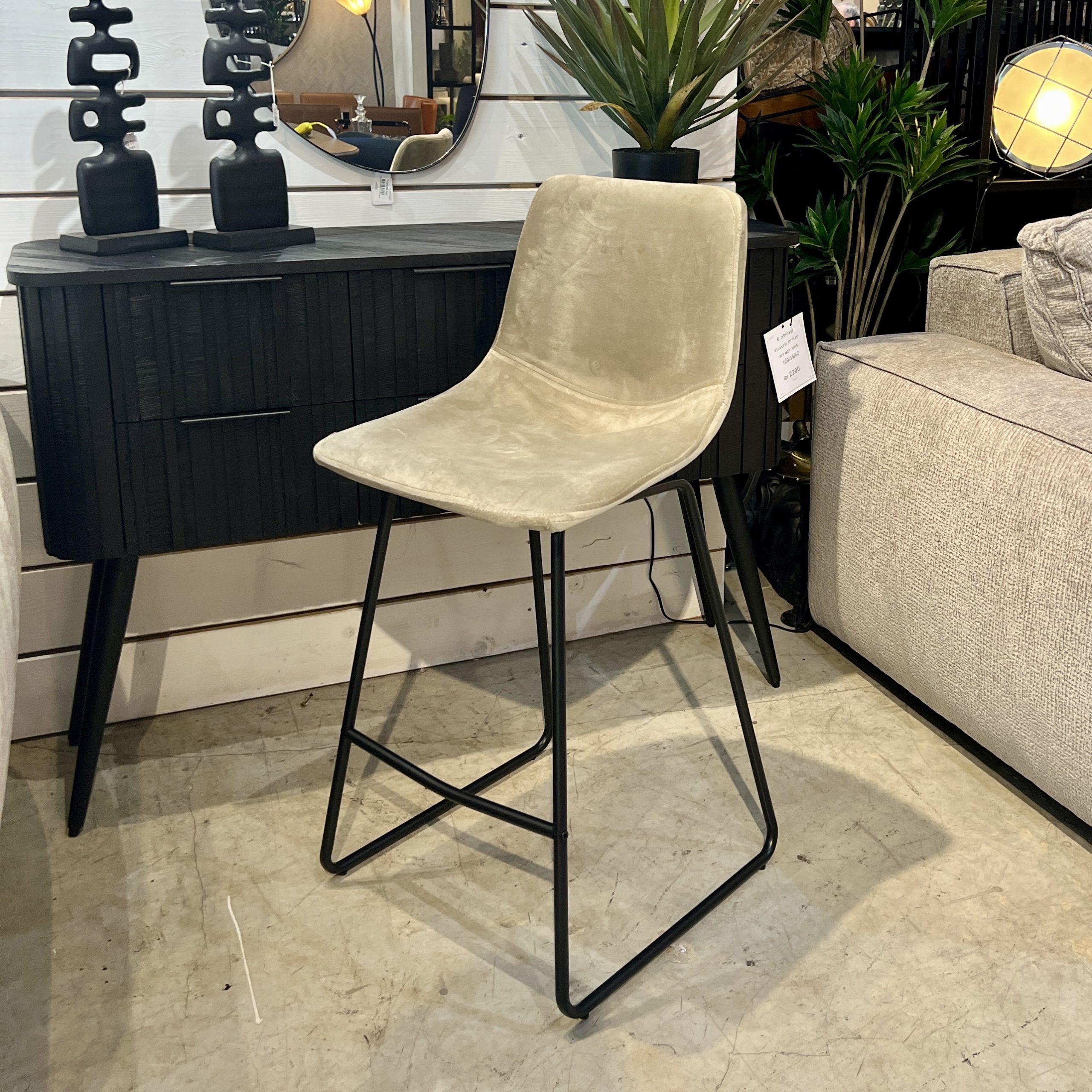 כיסא בר דגם אריזונה חלק קטיפה בז