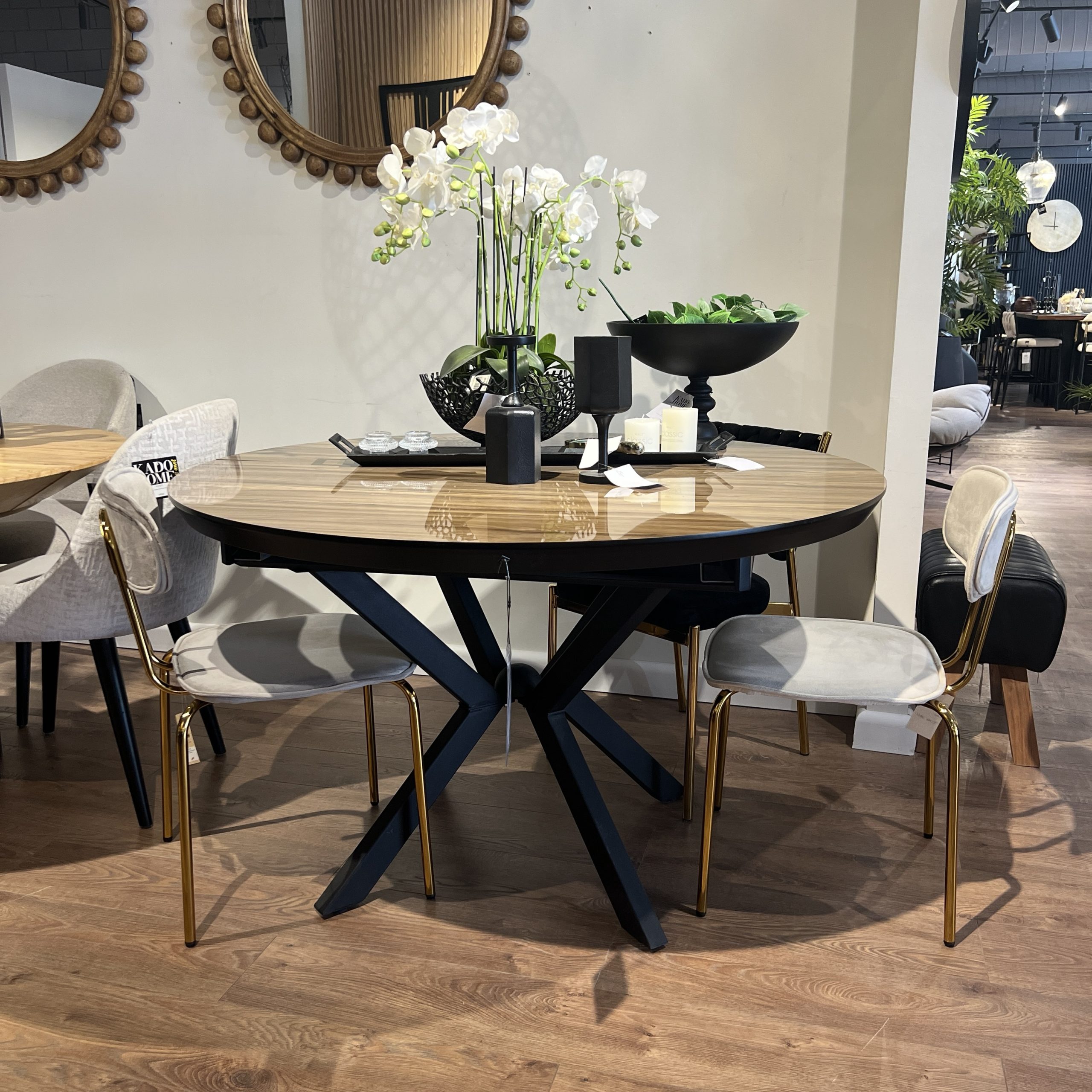 שולחן פינת אוכל דגם ג׳ולייטה שולחן פינת אוכל דגם ג׳ולייטה