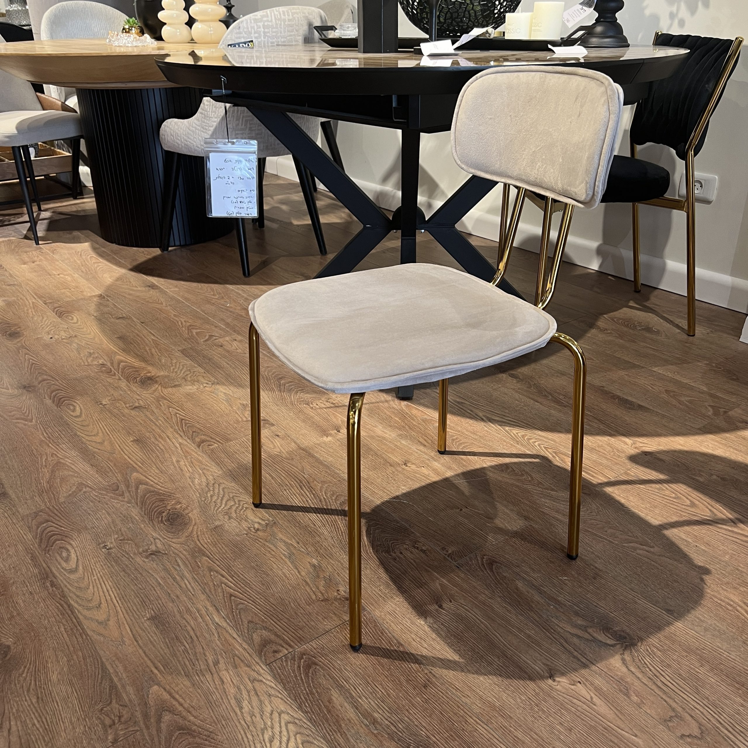 כיסא מעוצב יוקרתי אפור דגם סטפני - SALE! כיסא מעוצב יוקרתי אפור דגם סטפני - SALE!