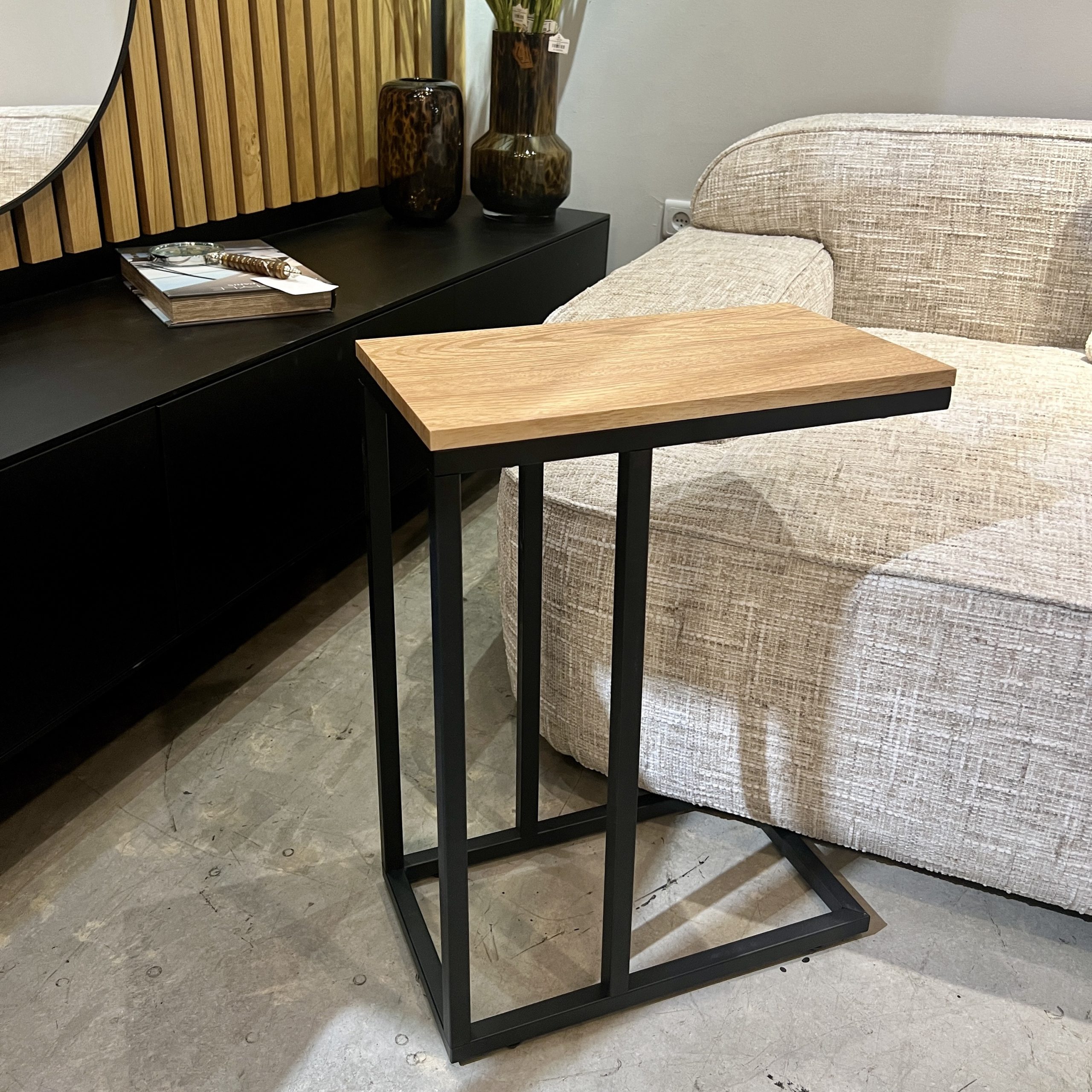 נשכן מלבני אלון טבעי דגם מוס נשכן מלבני אלון טבעי דגם מוס