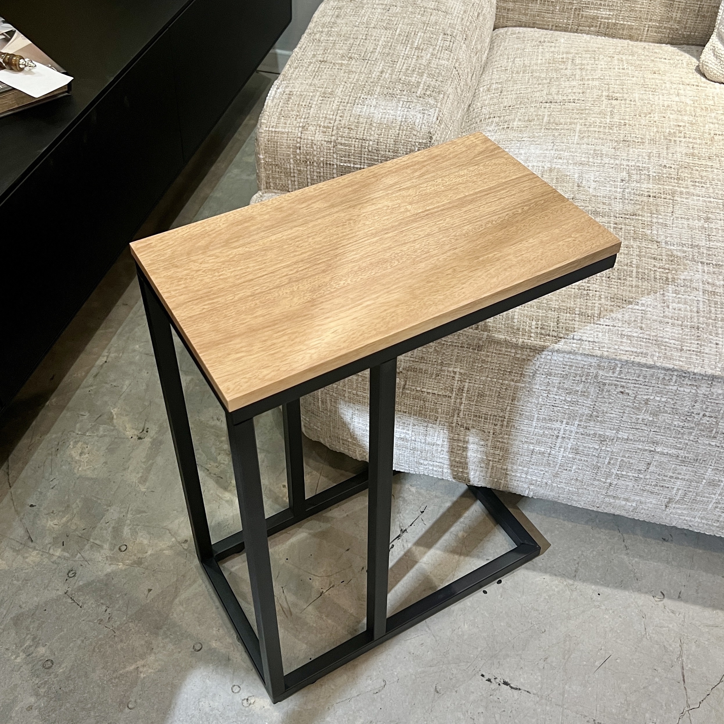 נשכן מלבני אלון טבעי דגם מוס נשכן מלבני אלון טבעי דגם מוס