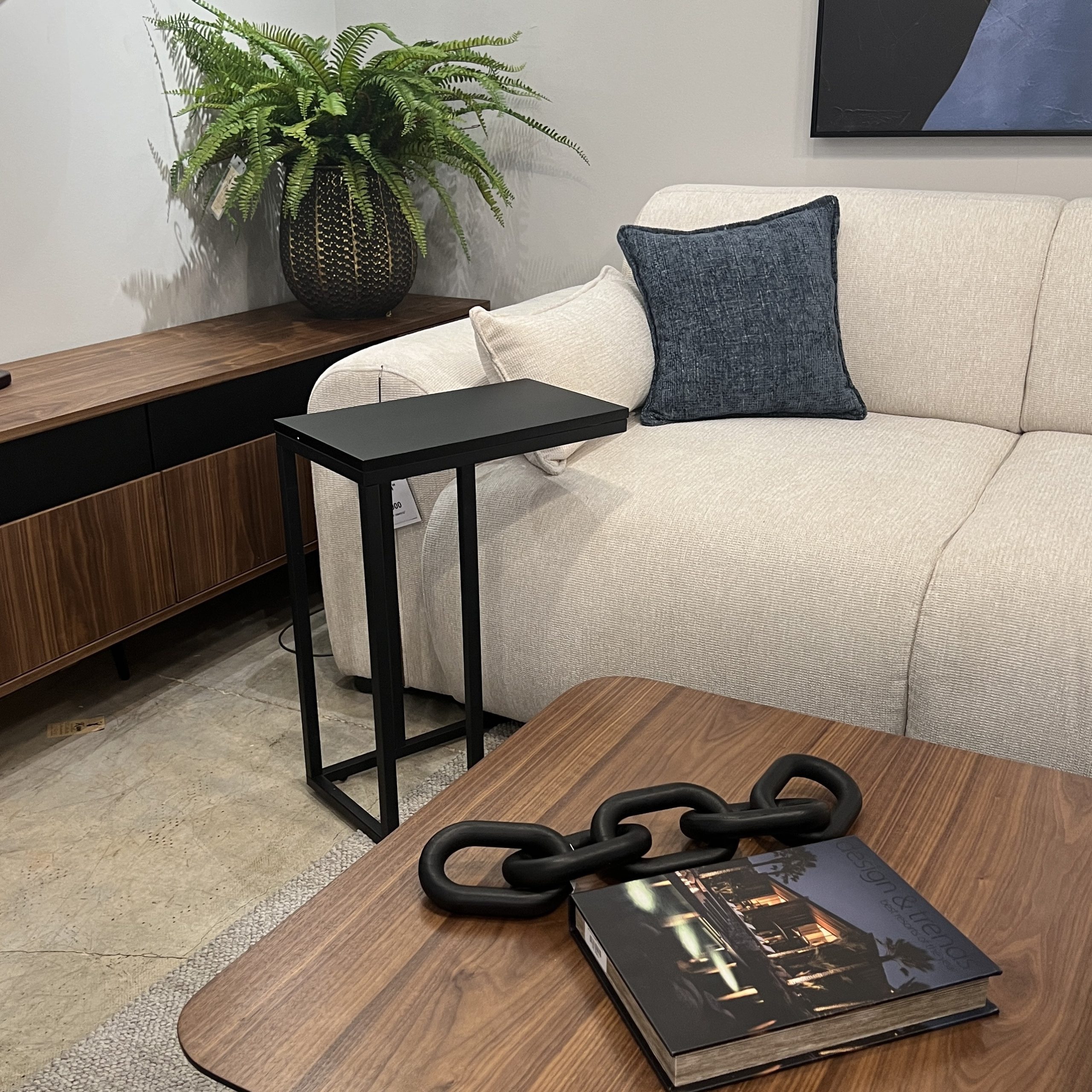 נשכן מלבני שחור טקסטורה דגם מוס נשכן מלבני שחור טקסטורה דגם מוס