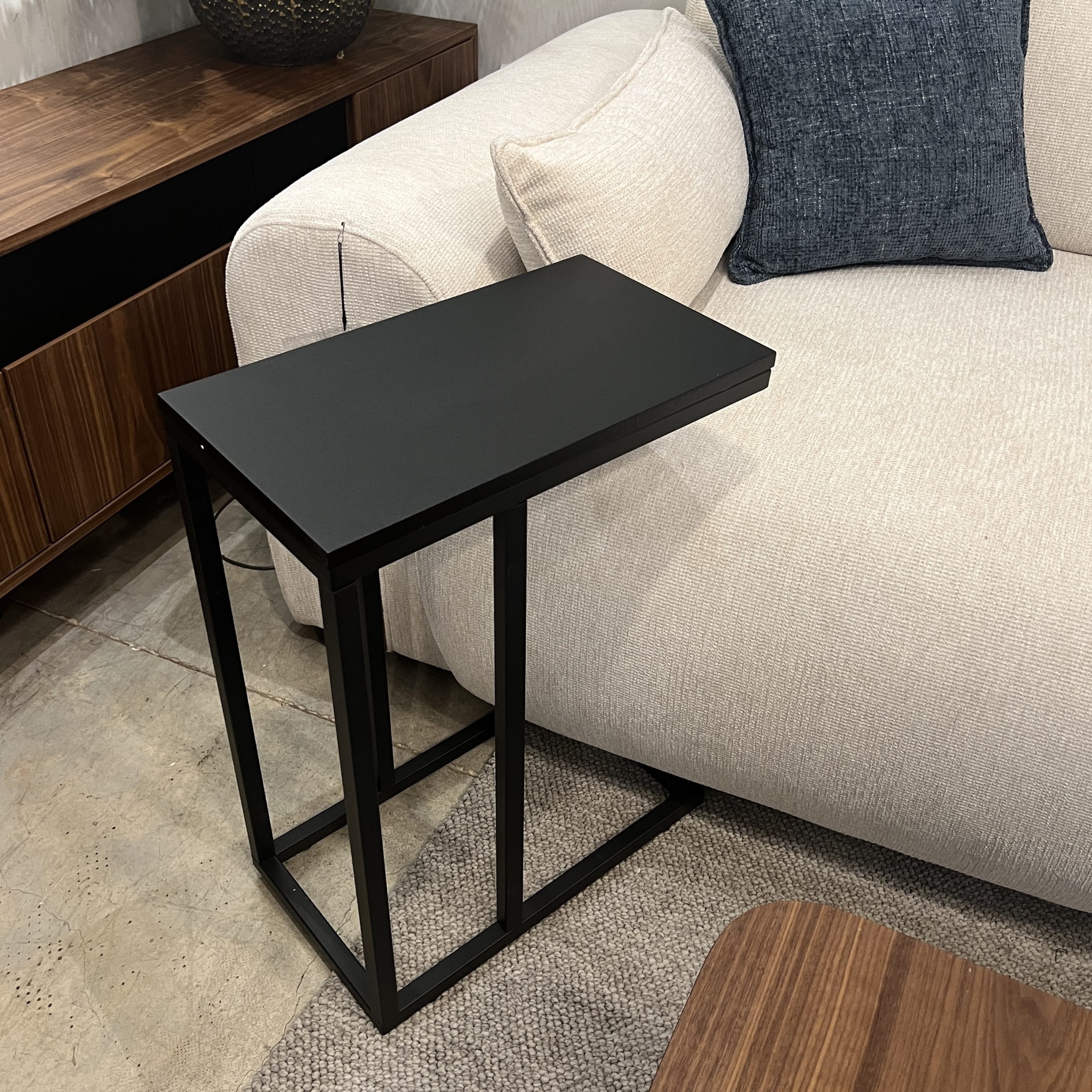 נשכן מלבני שחור טקסטורה דגם מוס נשכן מלבני שחור טקסטורה דגם מוס